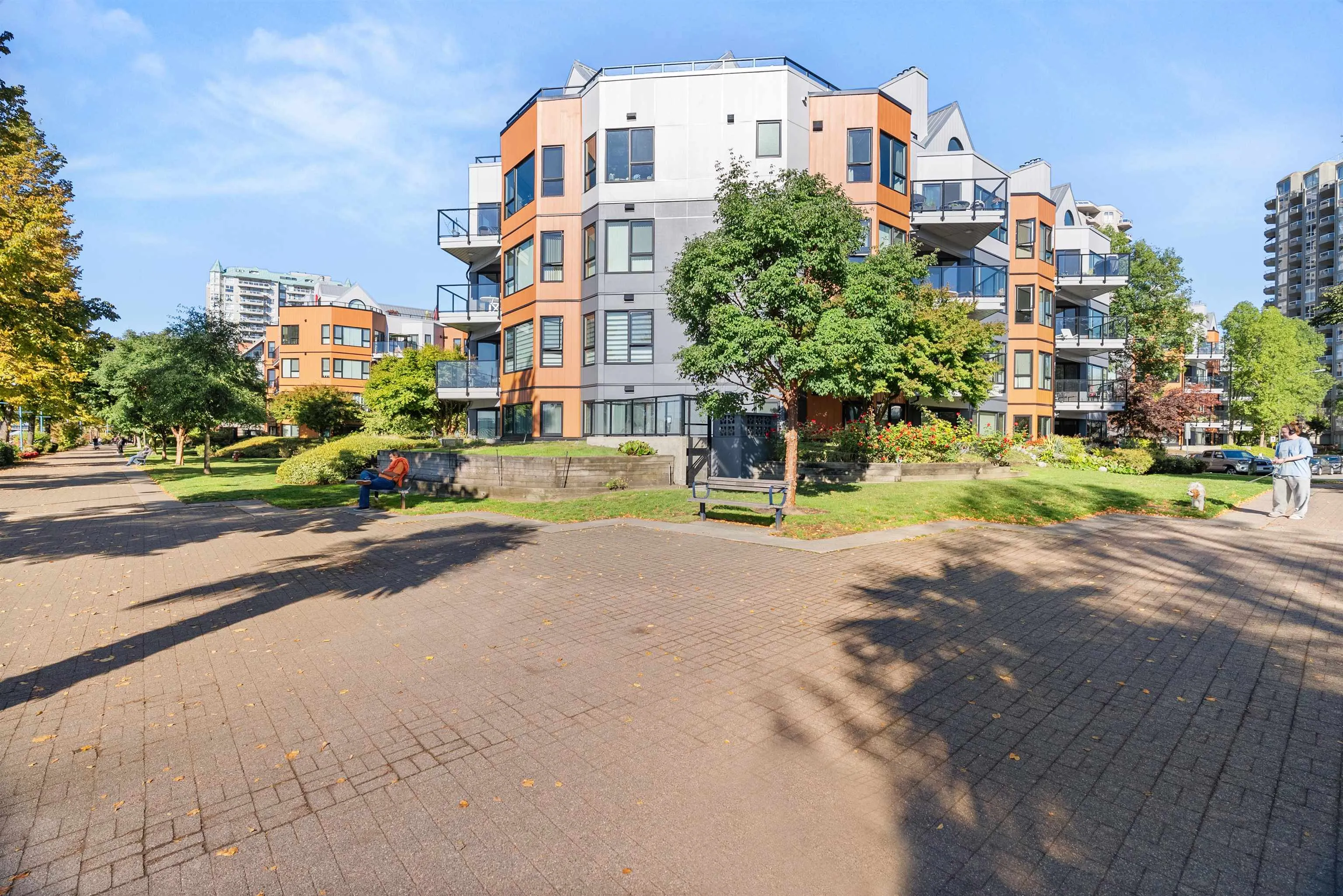 301 1150 Quayside Drive