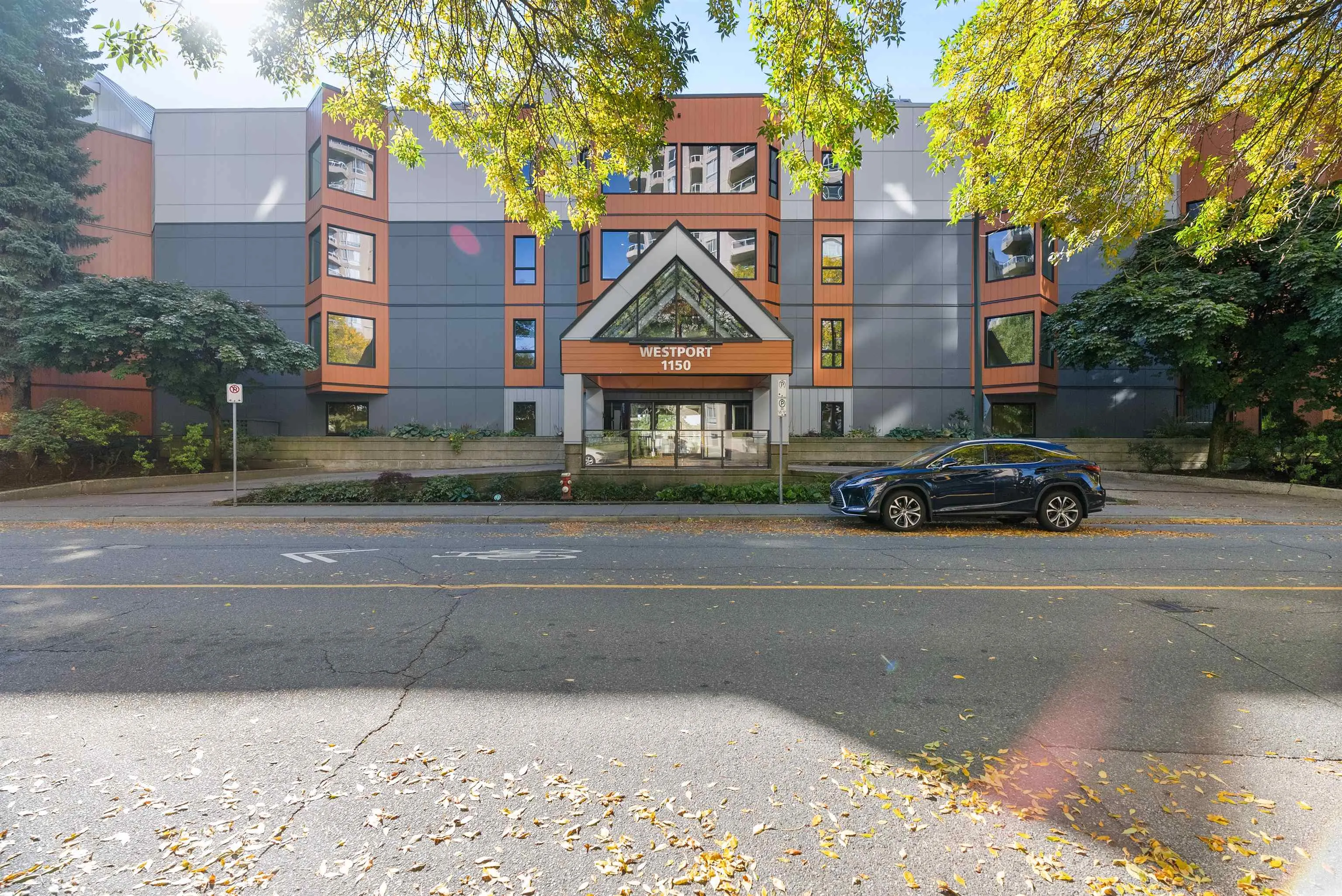 301 1150 Quayside Drive