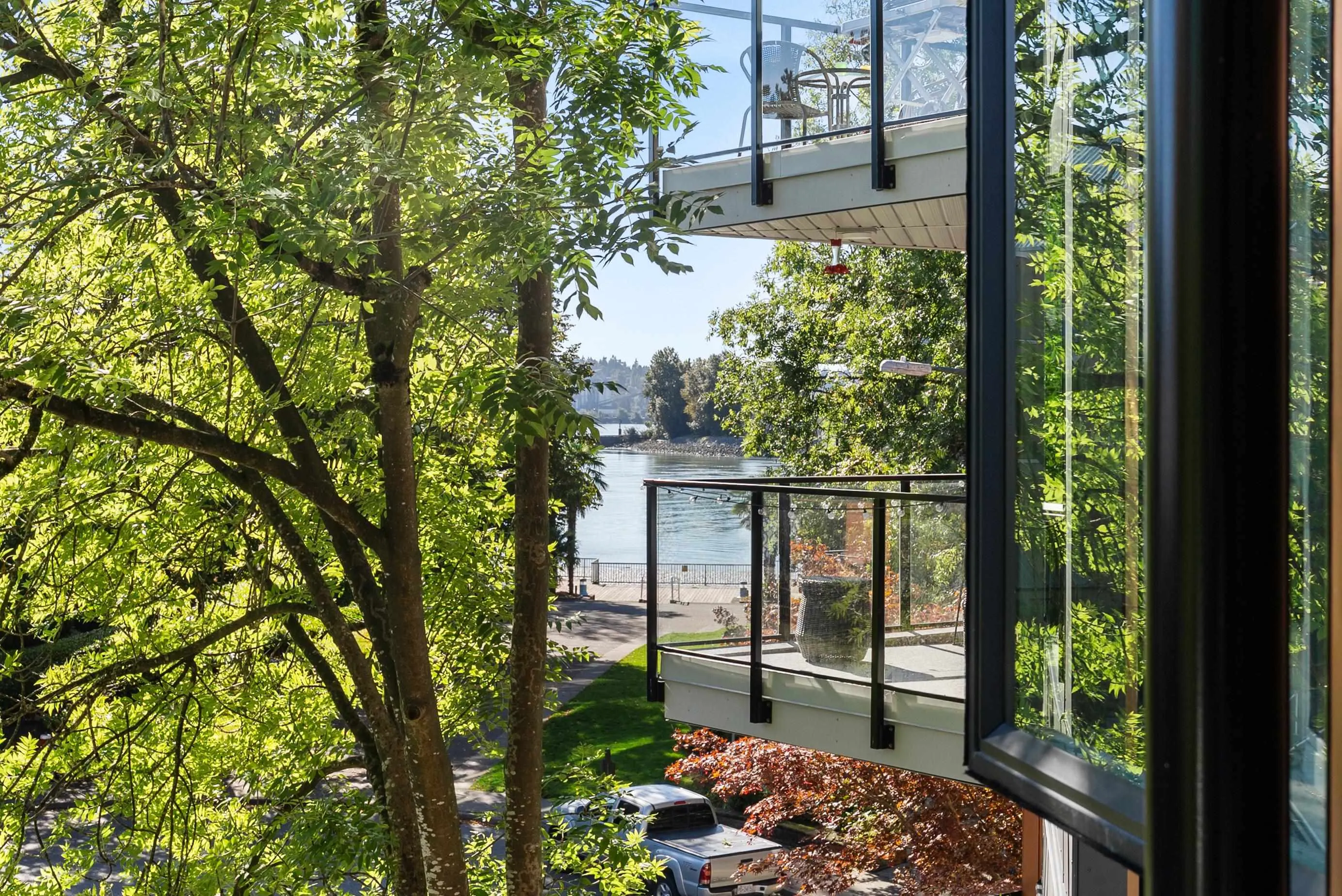 301 1150 Quayside Drive