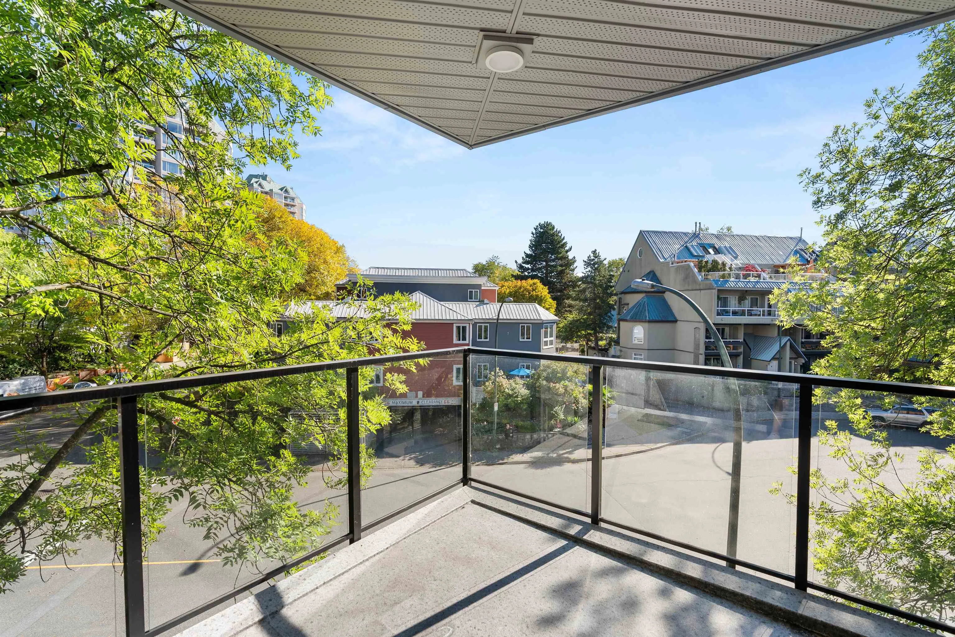 301 1150 Quayside Drive