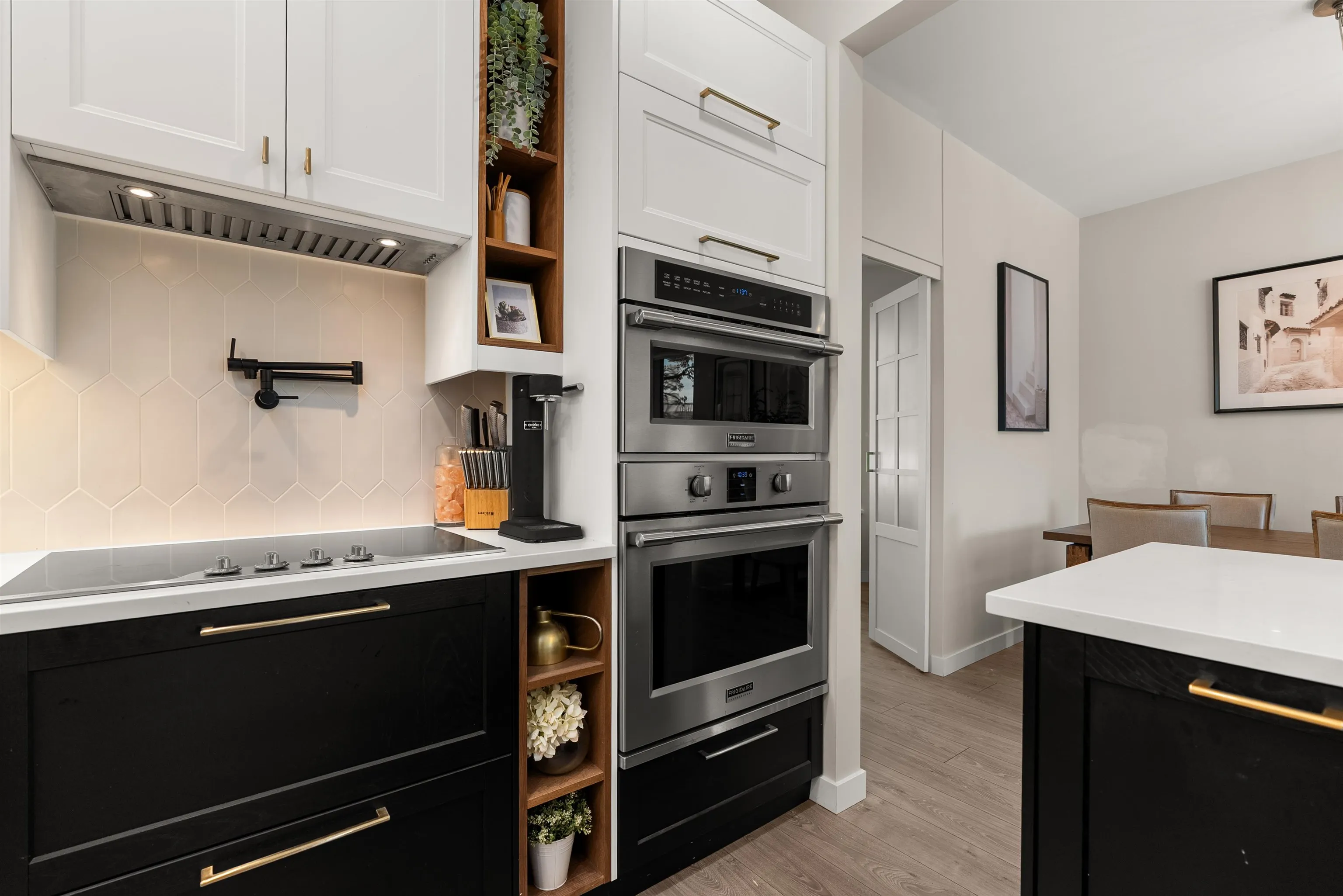 301 1150 Quayside Drive