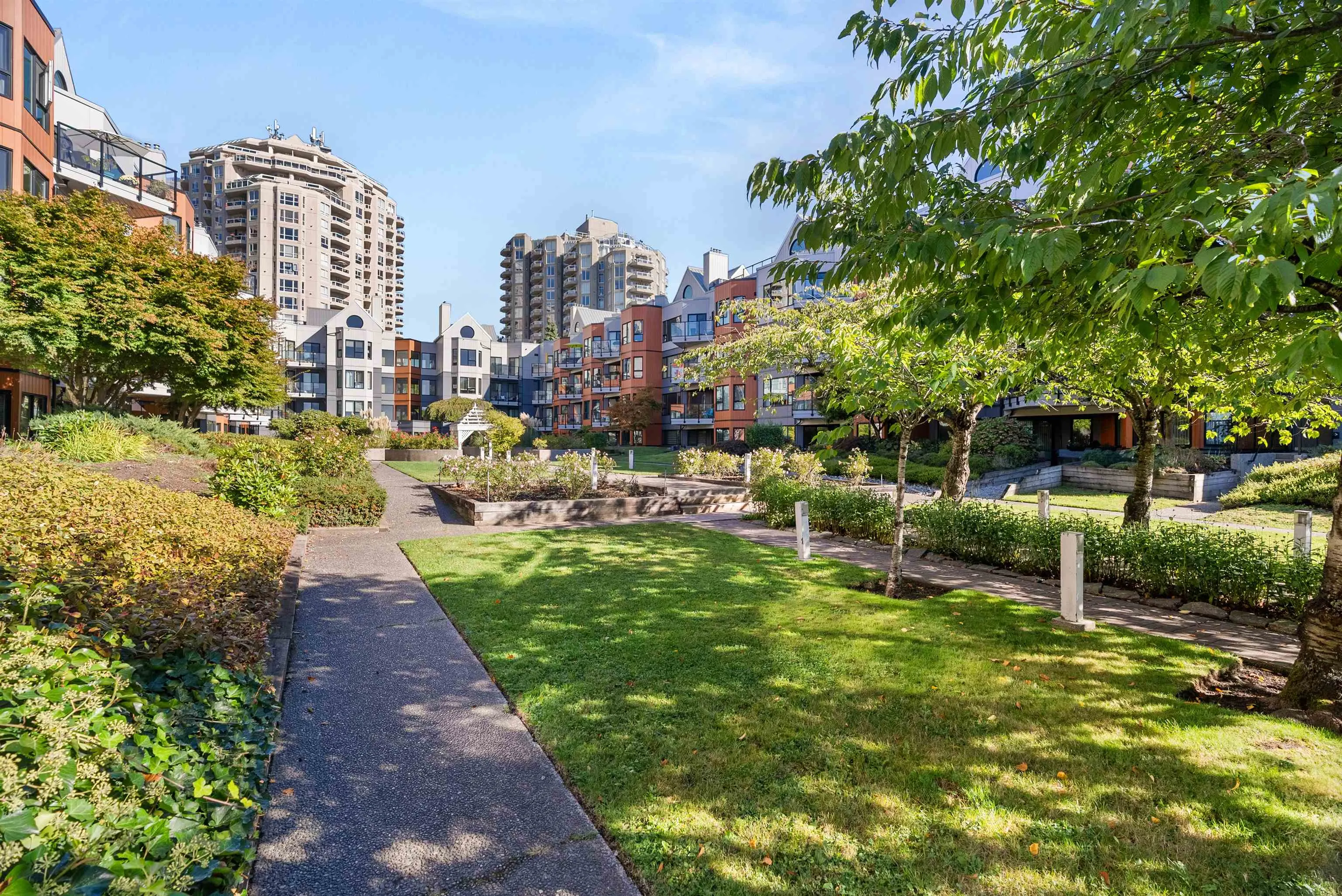 301 1150 Quayside Drive