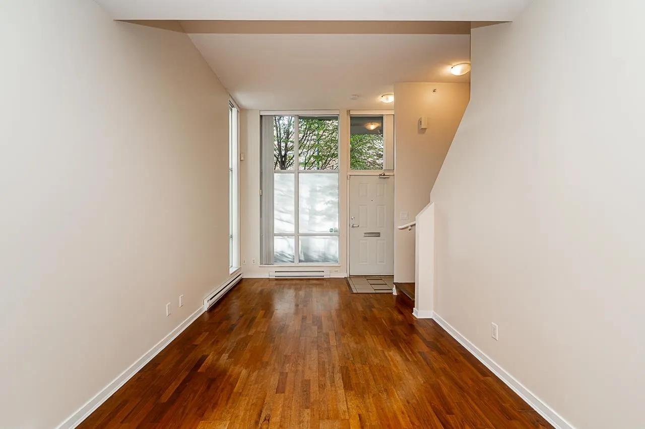 555 Helmcken Street
