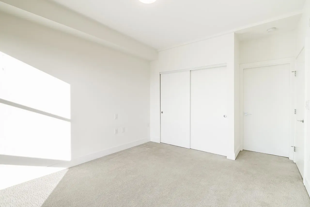 515 3488 Sawmill Crescent