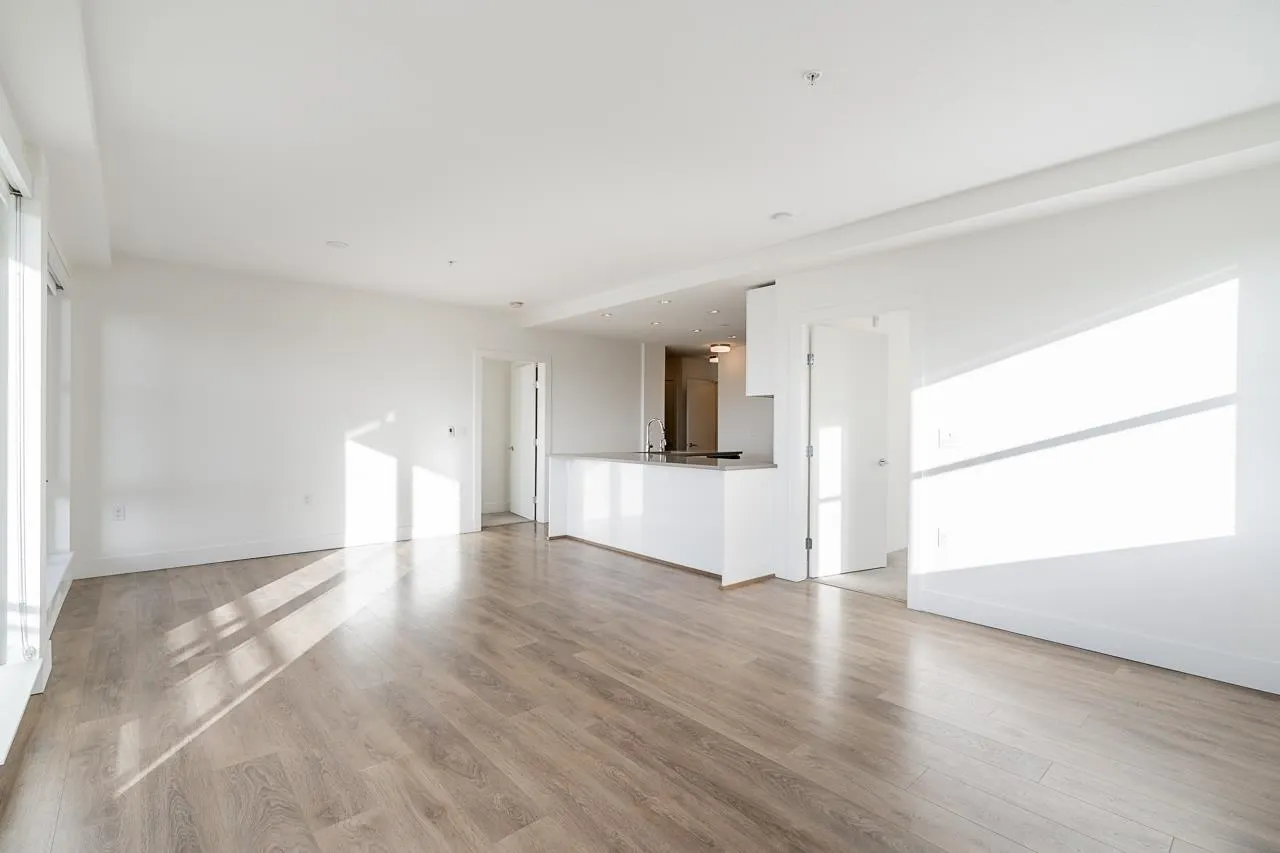 515 3488 Sawmill Crescent