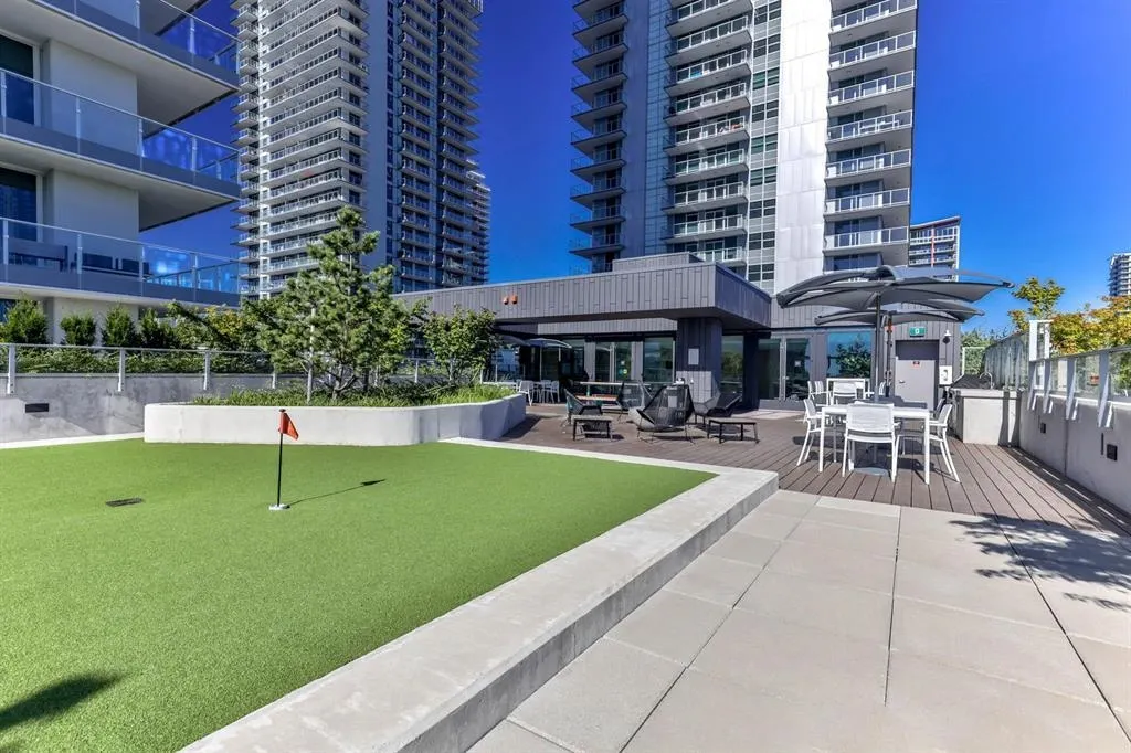 1403 3833 Evergreen Place