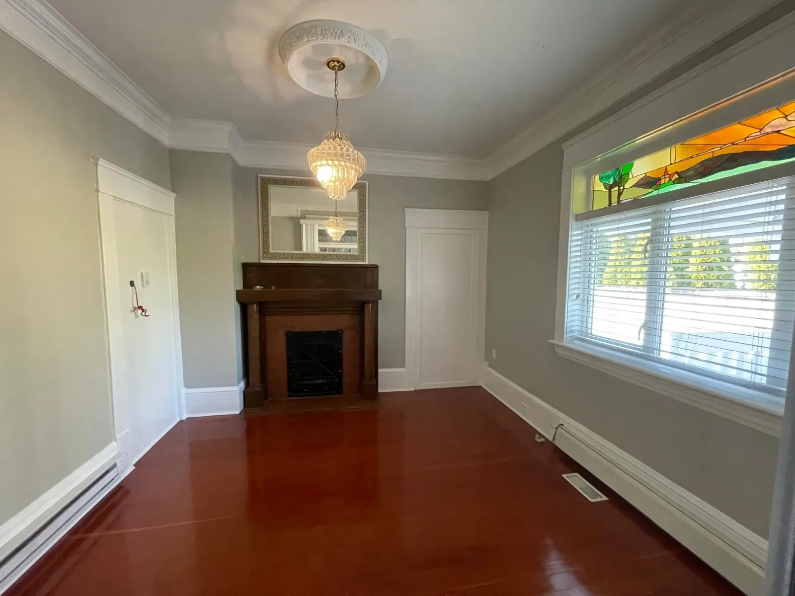 7505 Kingsway