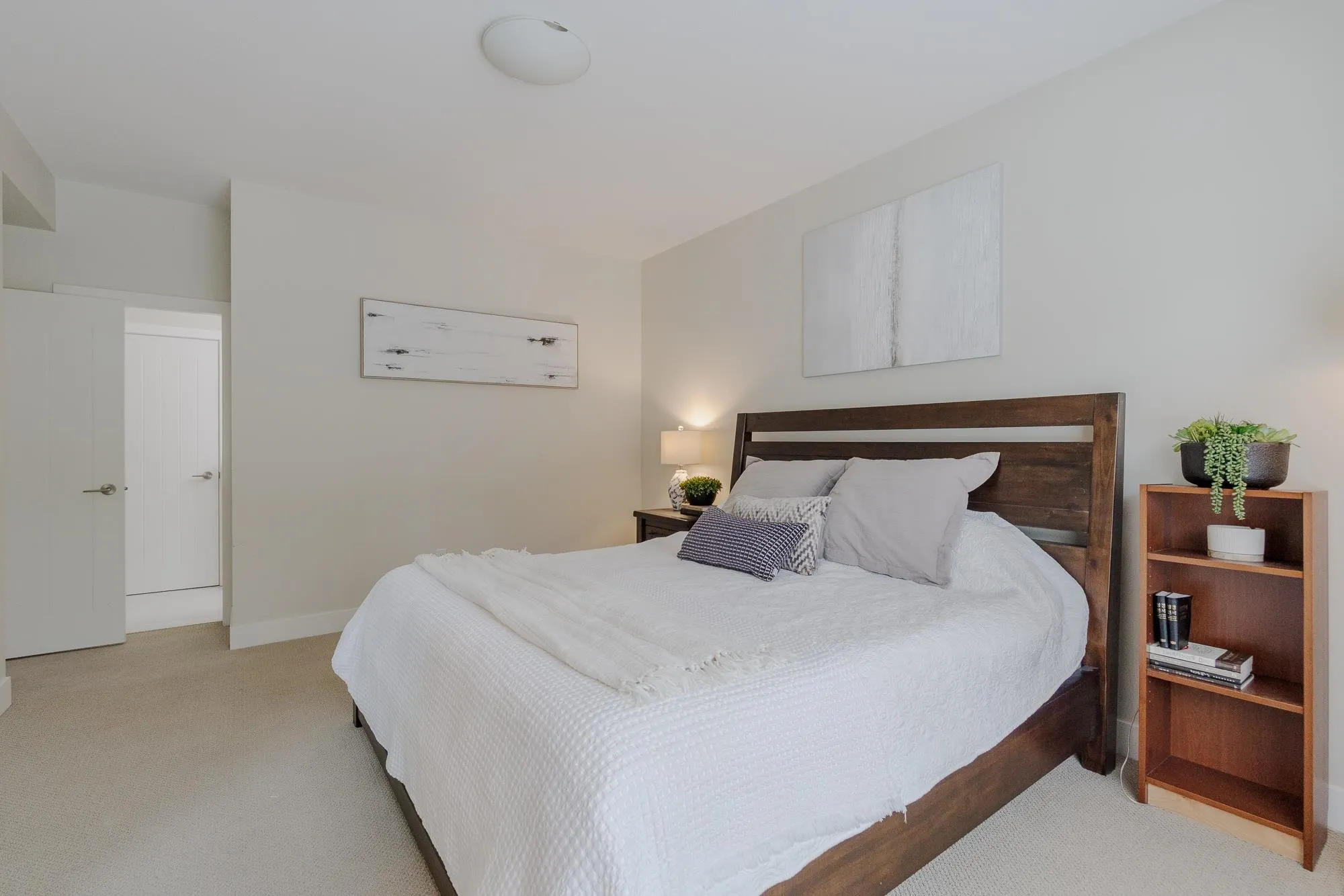 102 3458 Burke Village Promenade