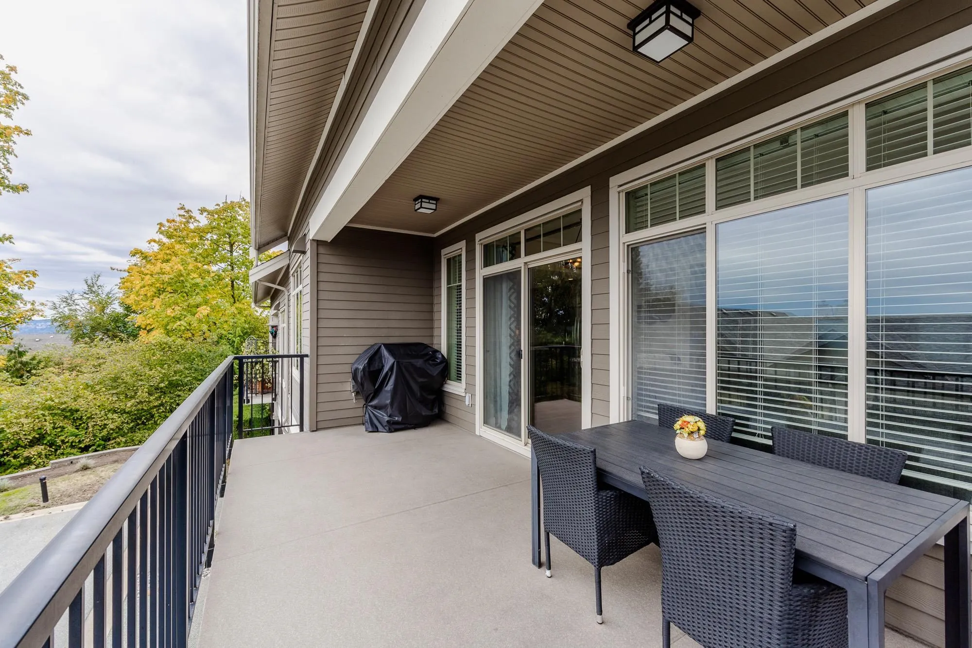 102 3458 Burke Village Promenade