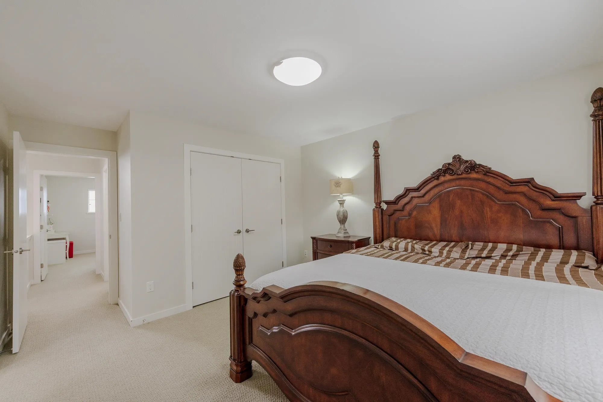 102 3458 Burke Village Promenade