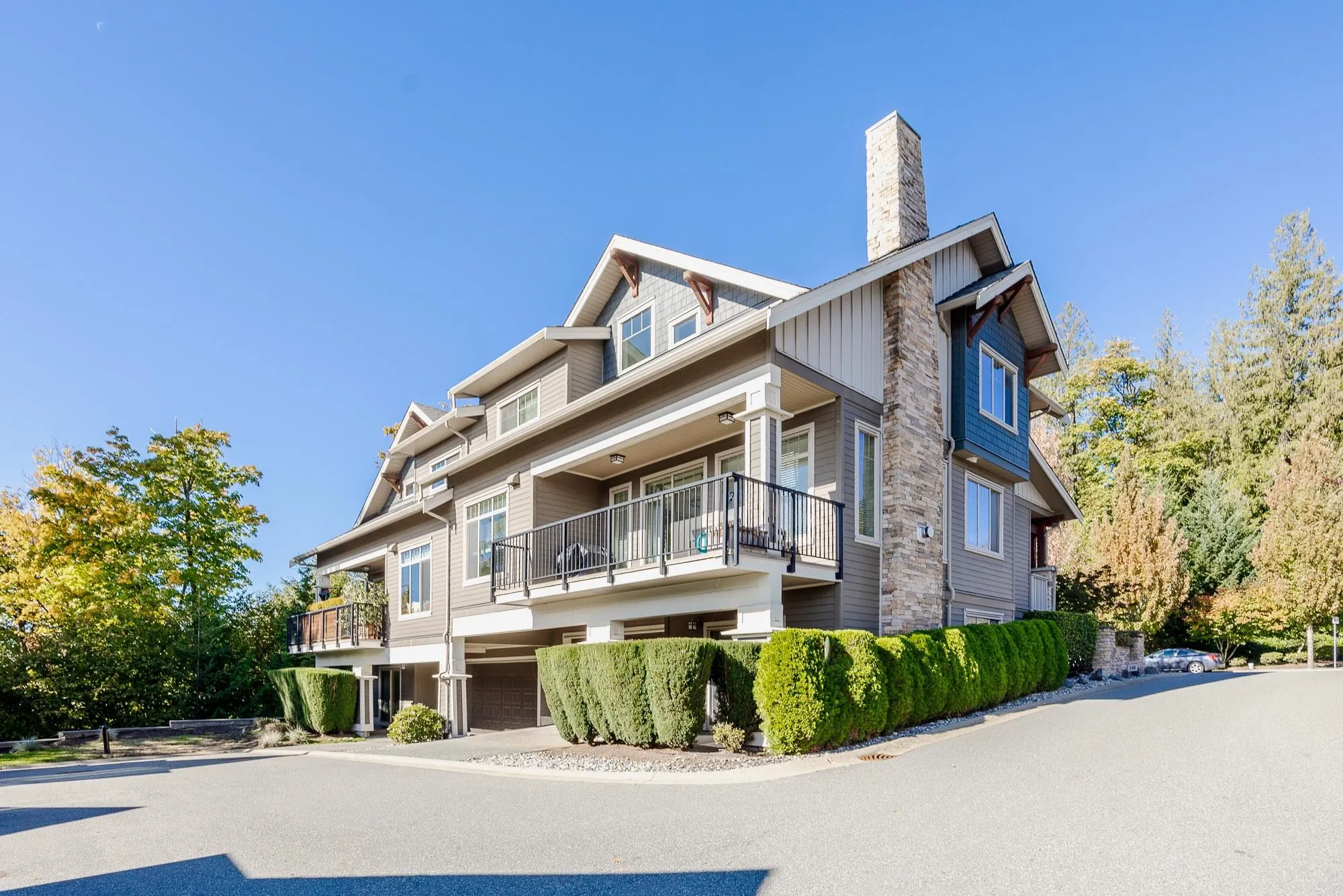 102 3458 Burke Village Promenade