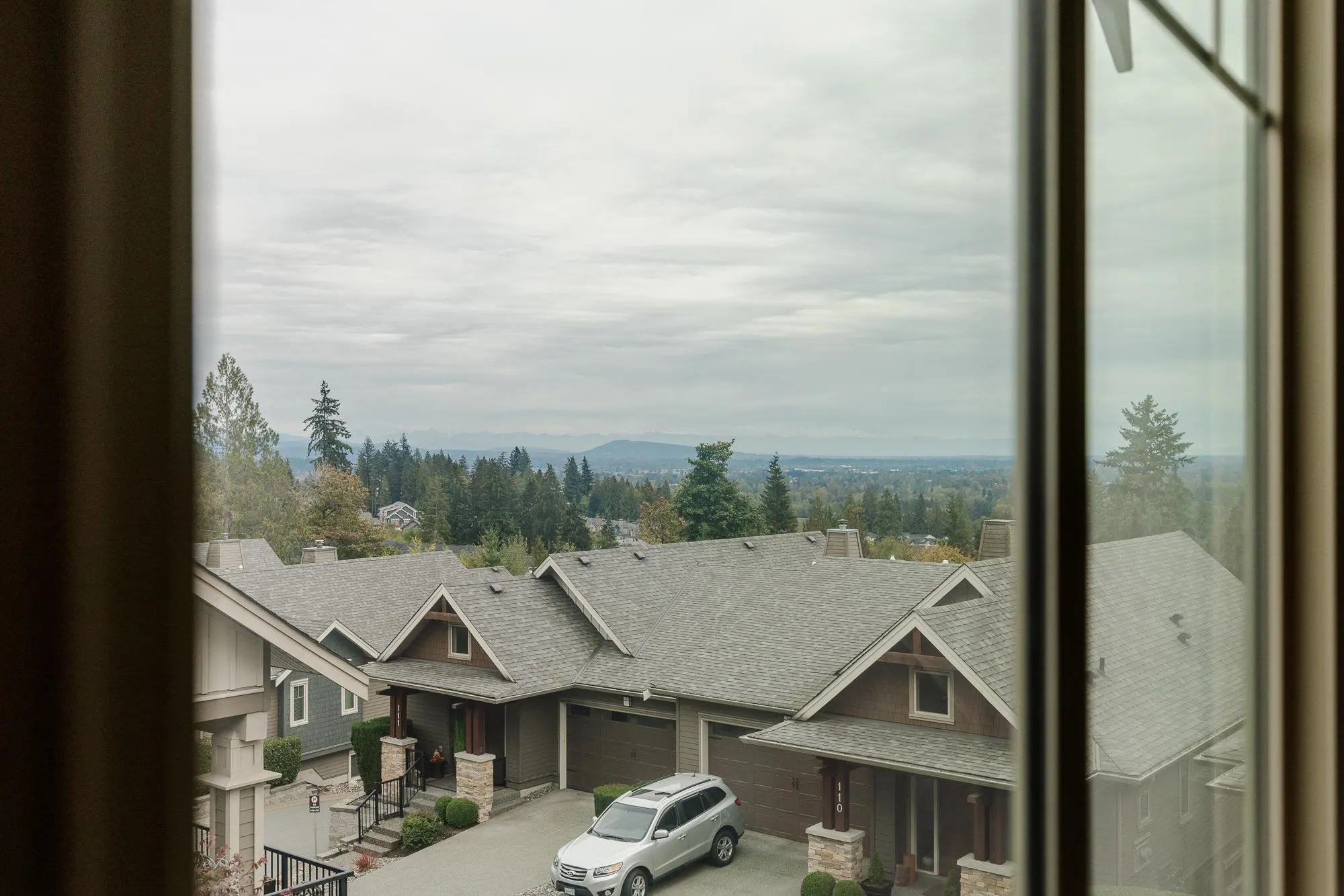 102 3458 Burke Village Promenade