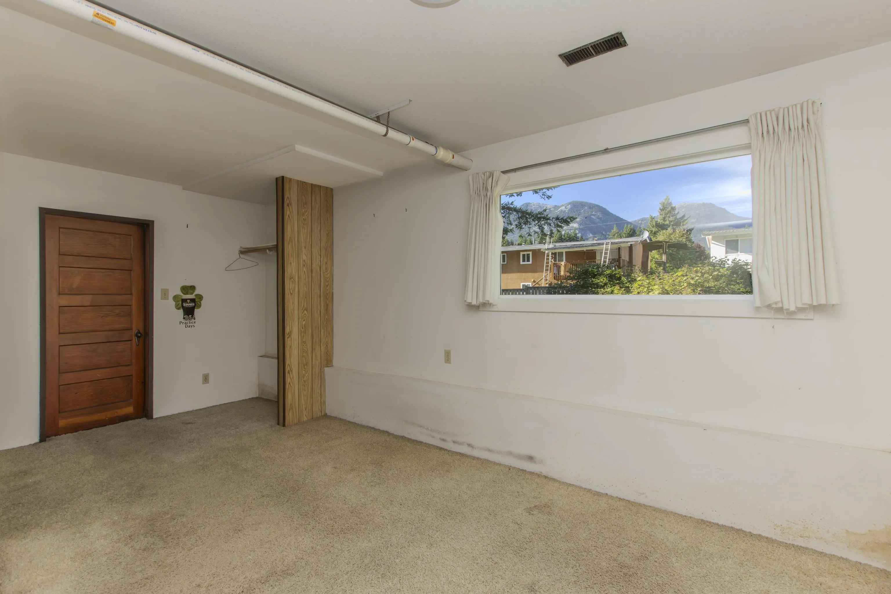 38183 Lombardy Crescent