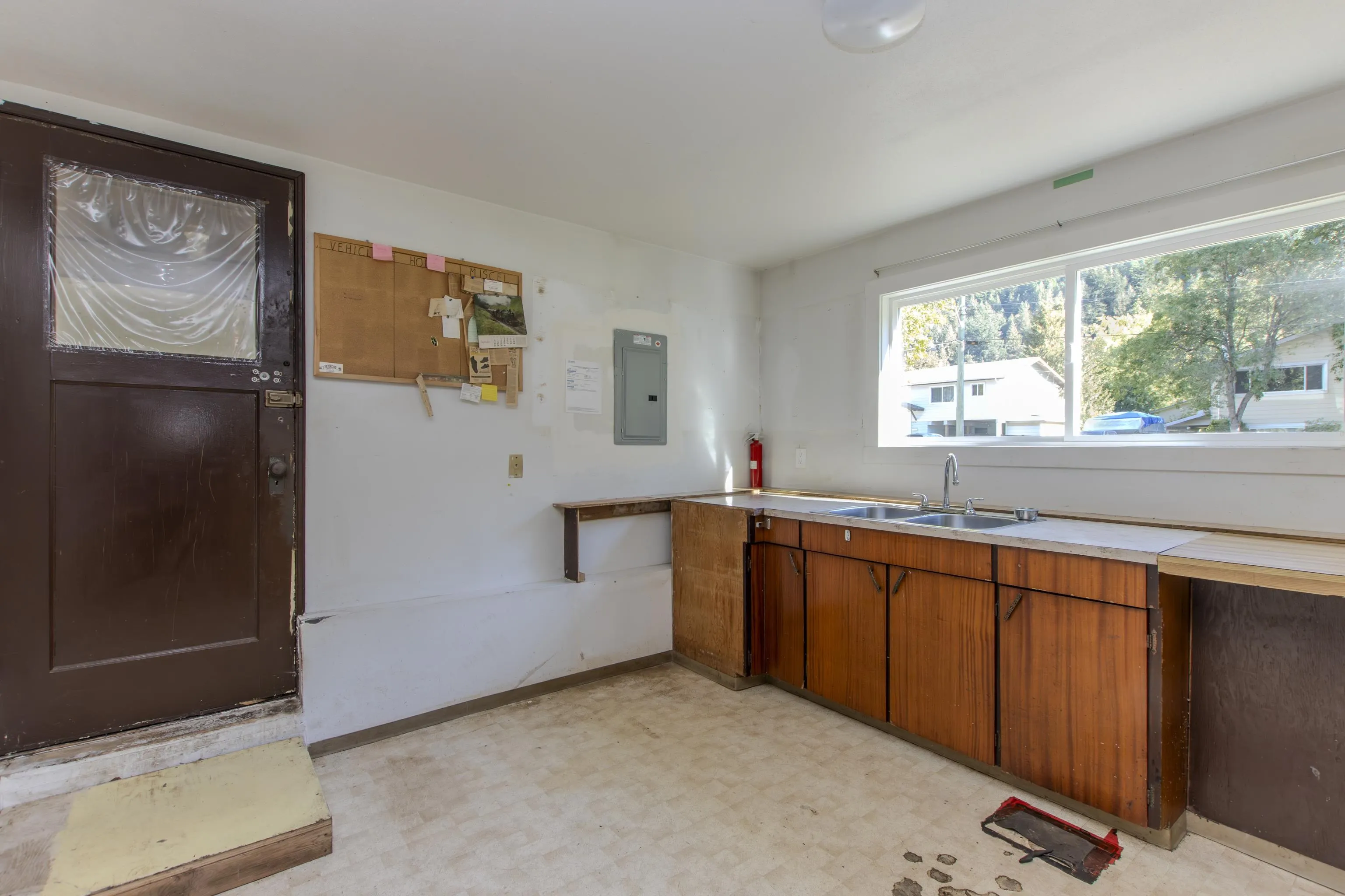 38183 Lombardy Crescent