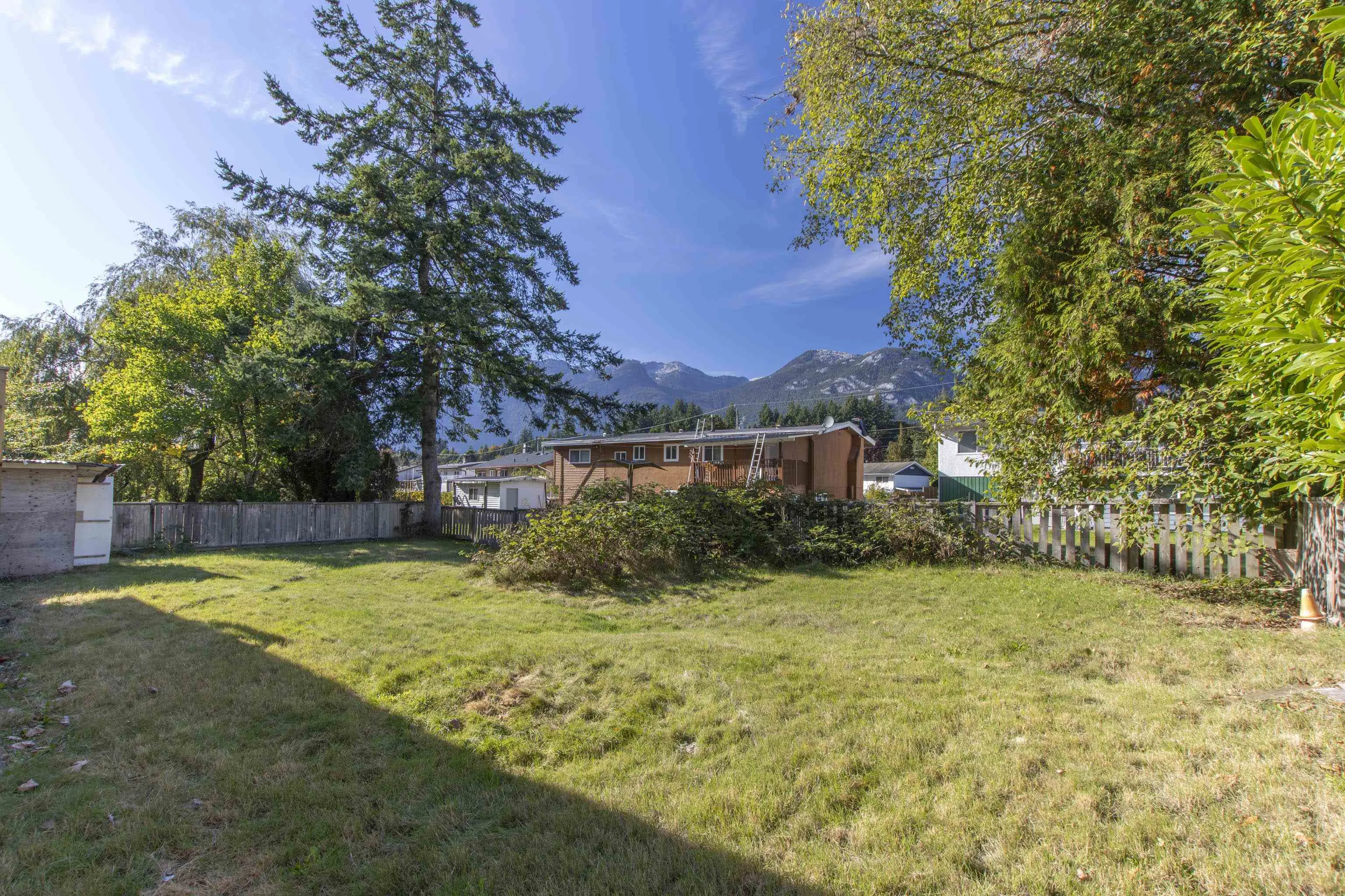 38183 Lombardy Crescent