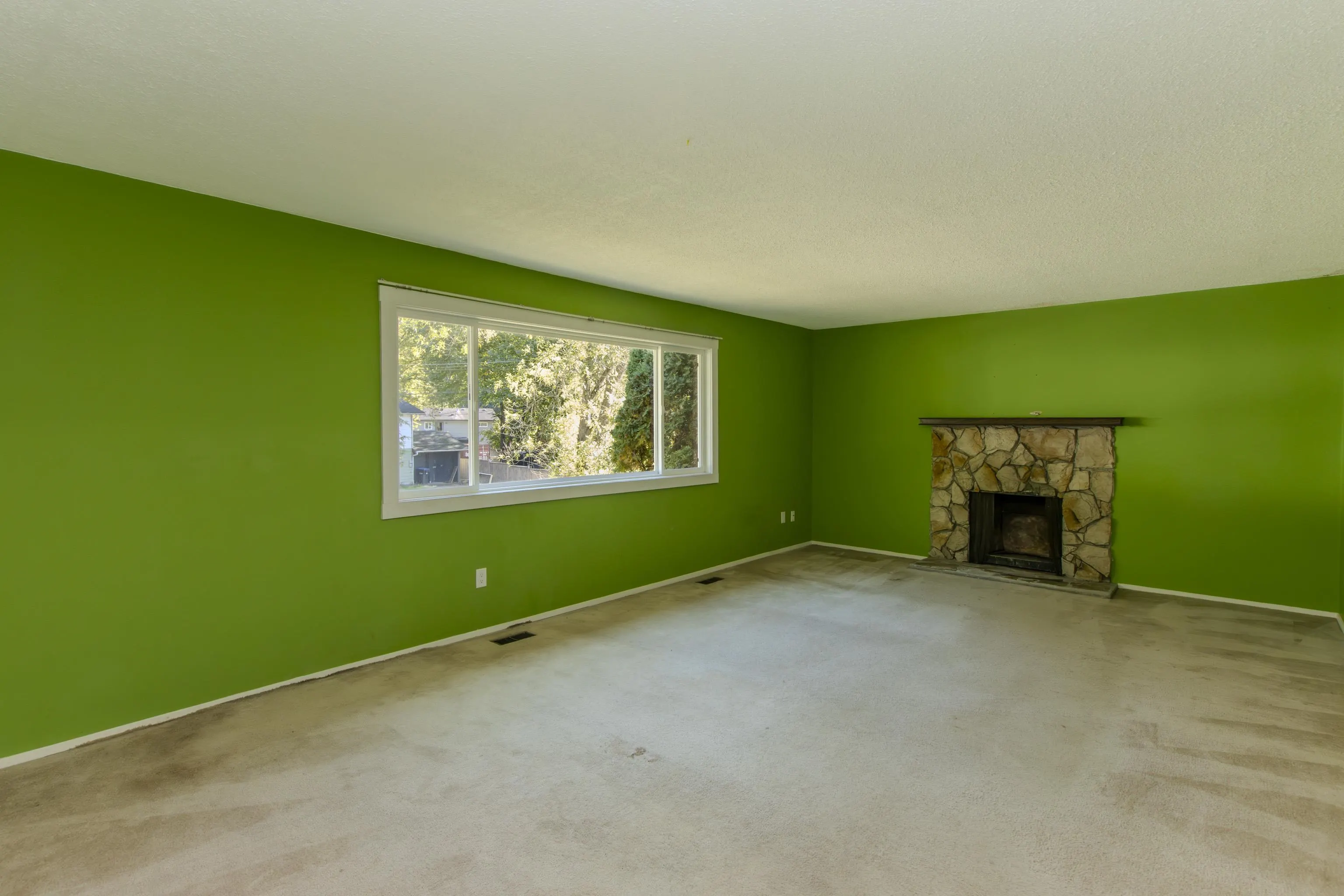 38183 Lombardy Crescent