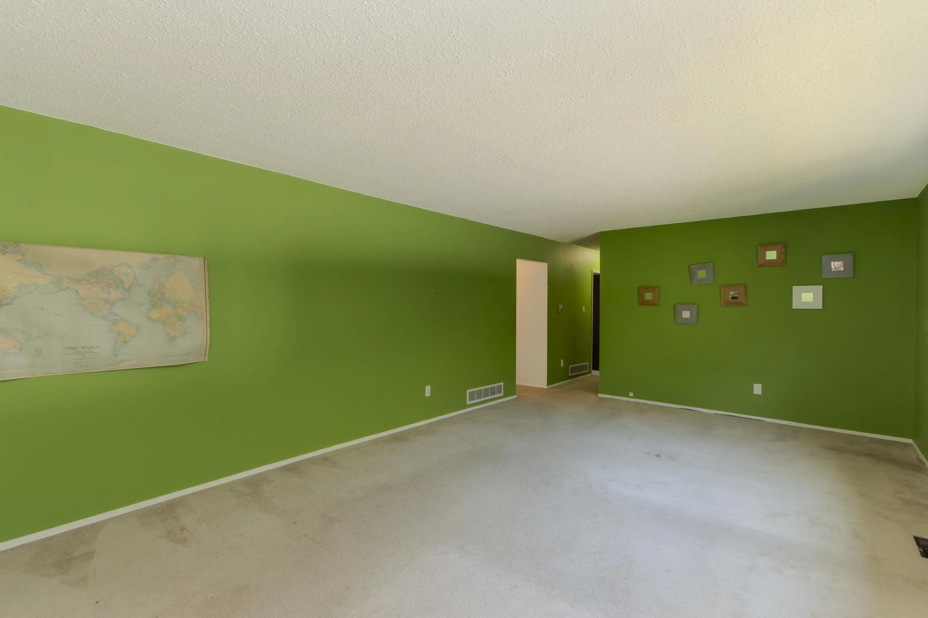 38183 Lombardy Crescent