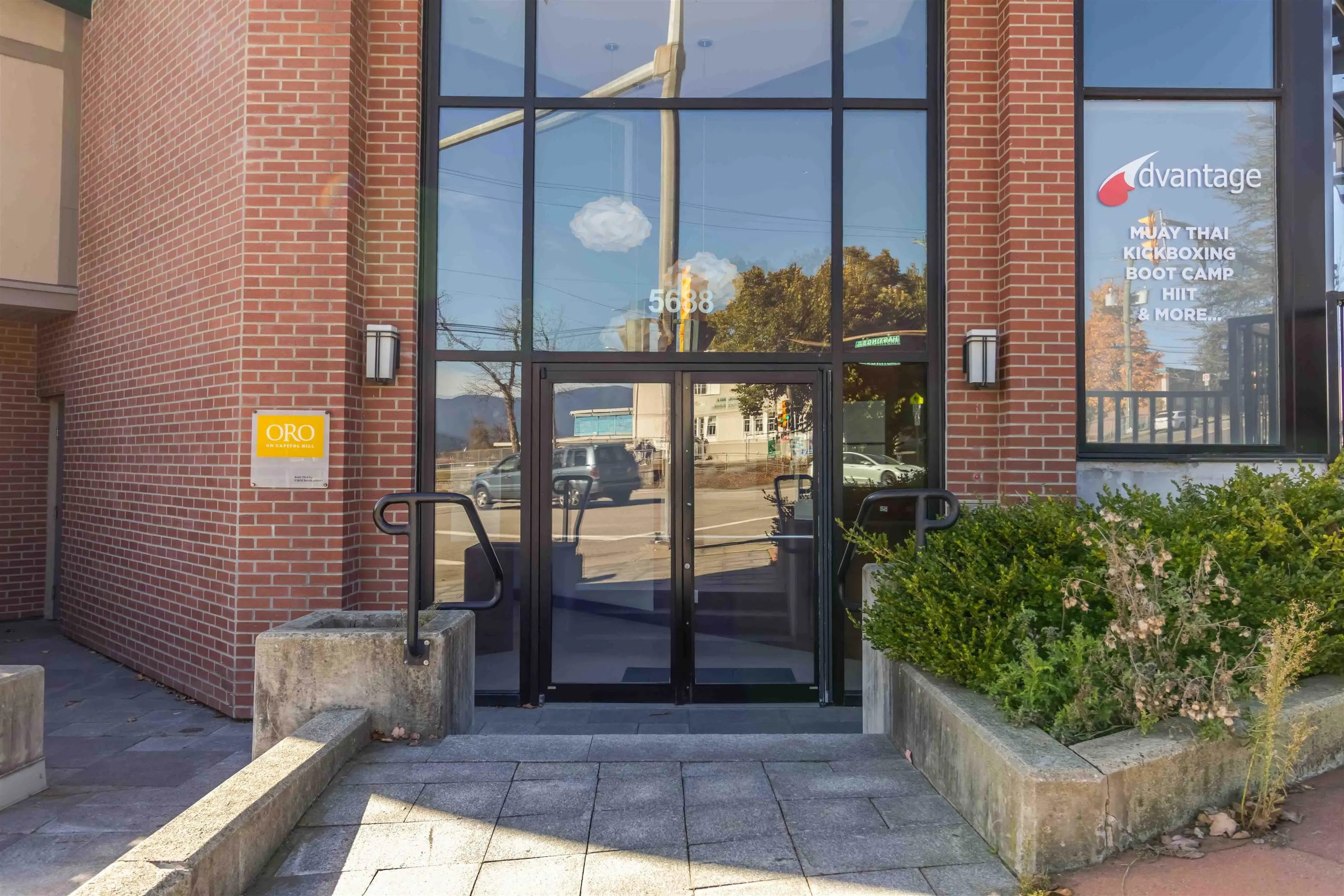 303 5688 Hastings Street