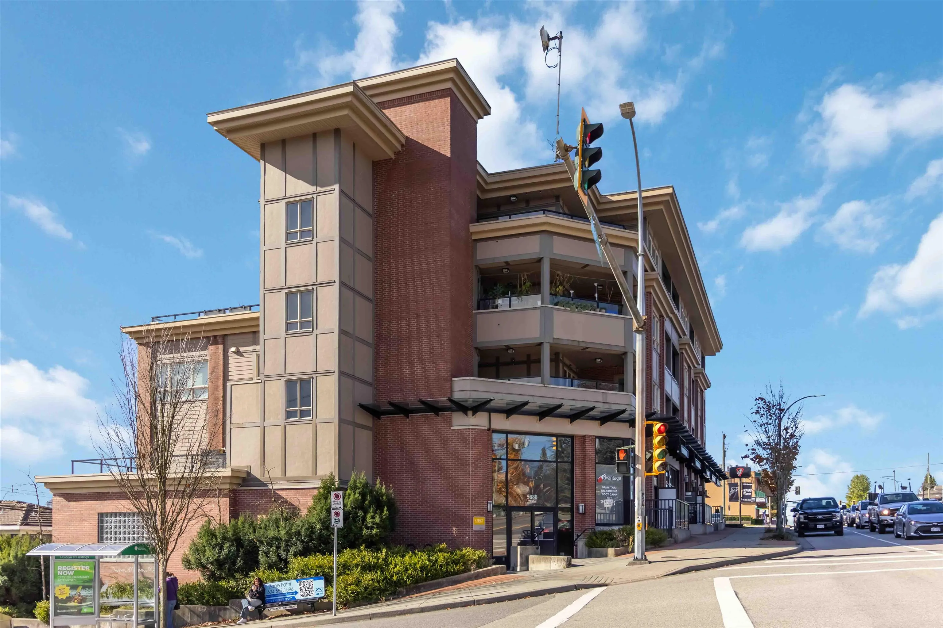 303 5688 Hastings Street
