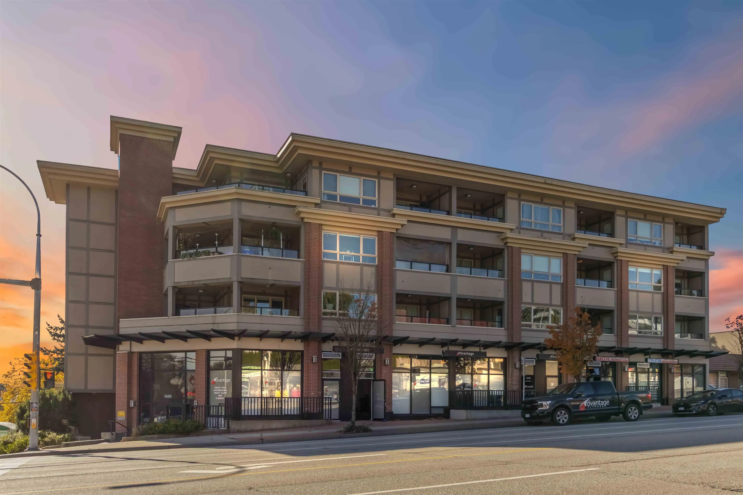 303 5688 Hastings Street