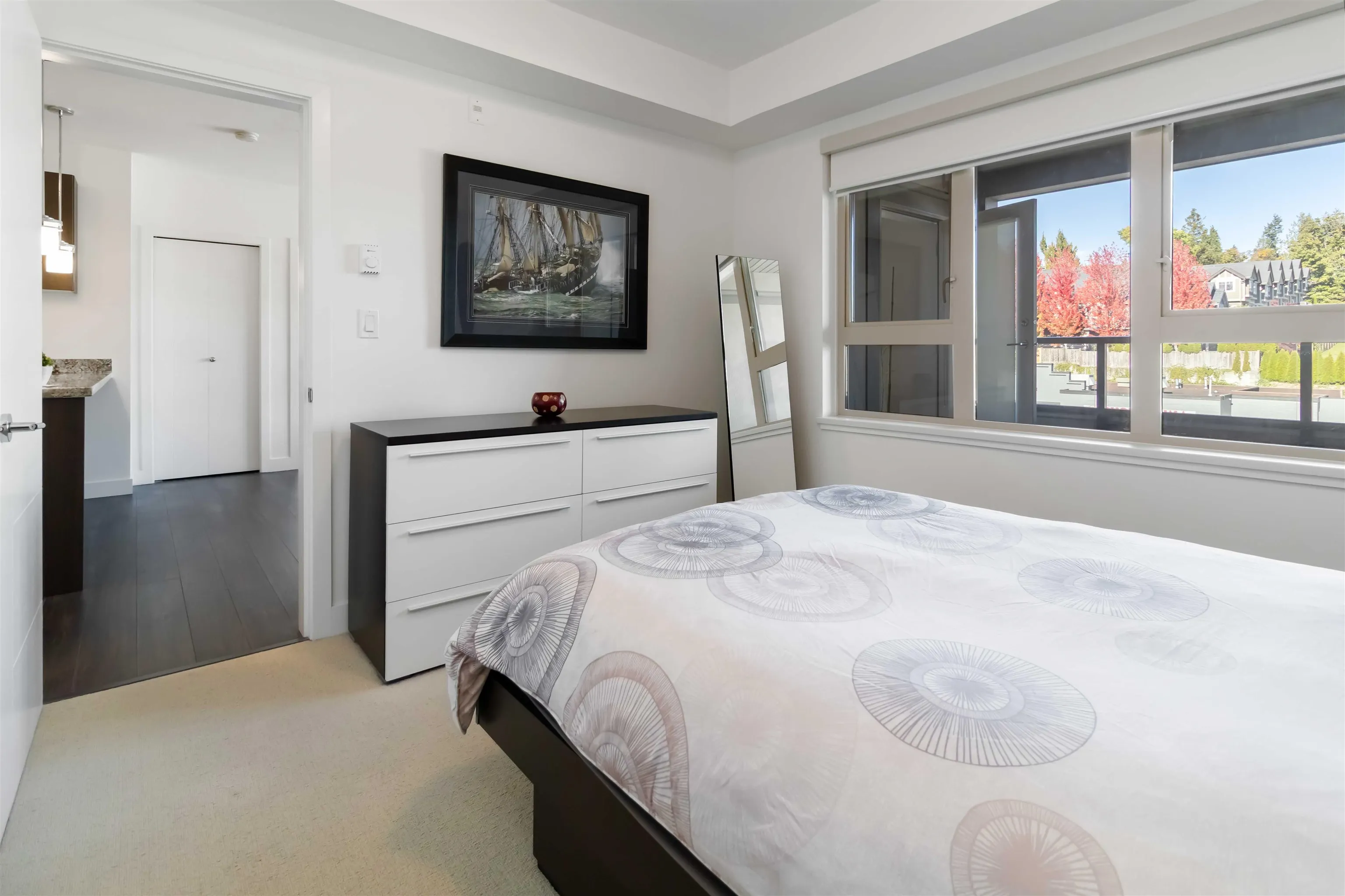 303 5688 Hastings Street