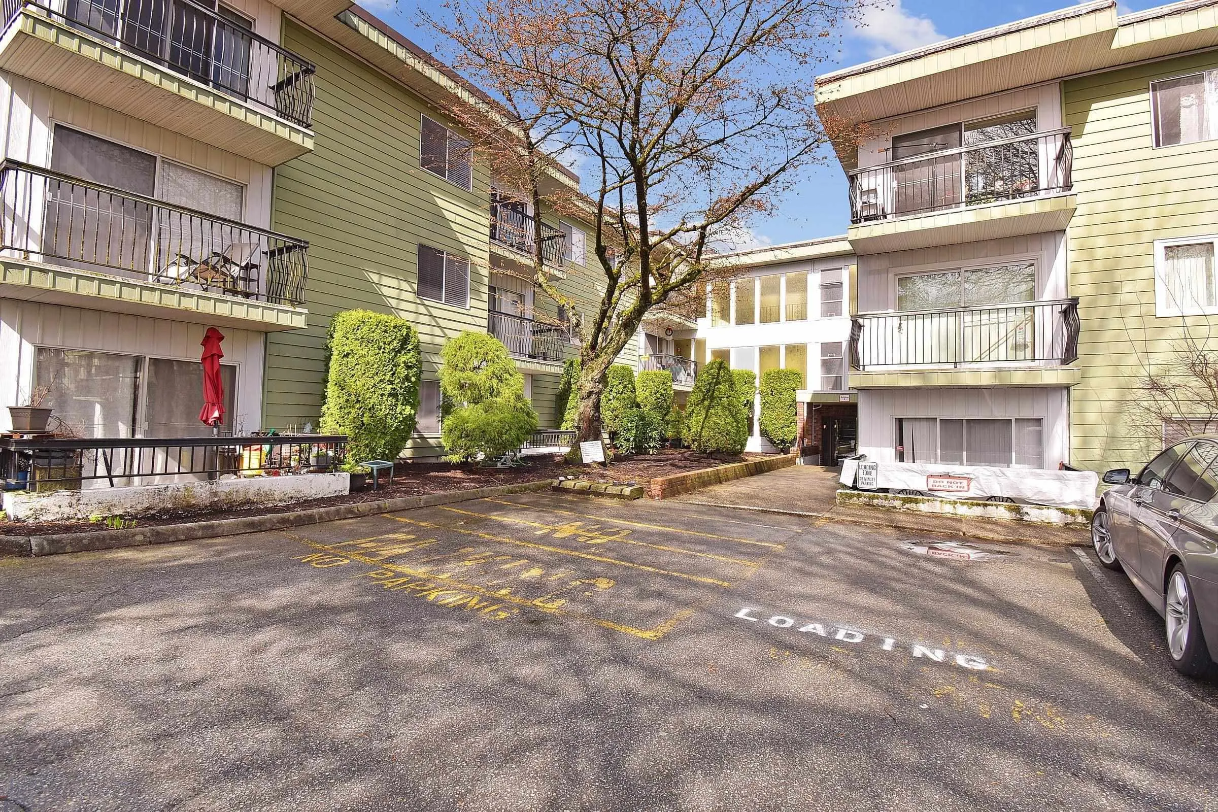 281C 8635 120 Street