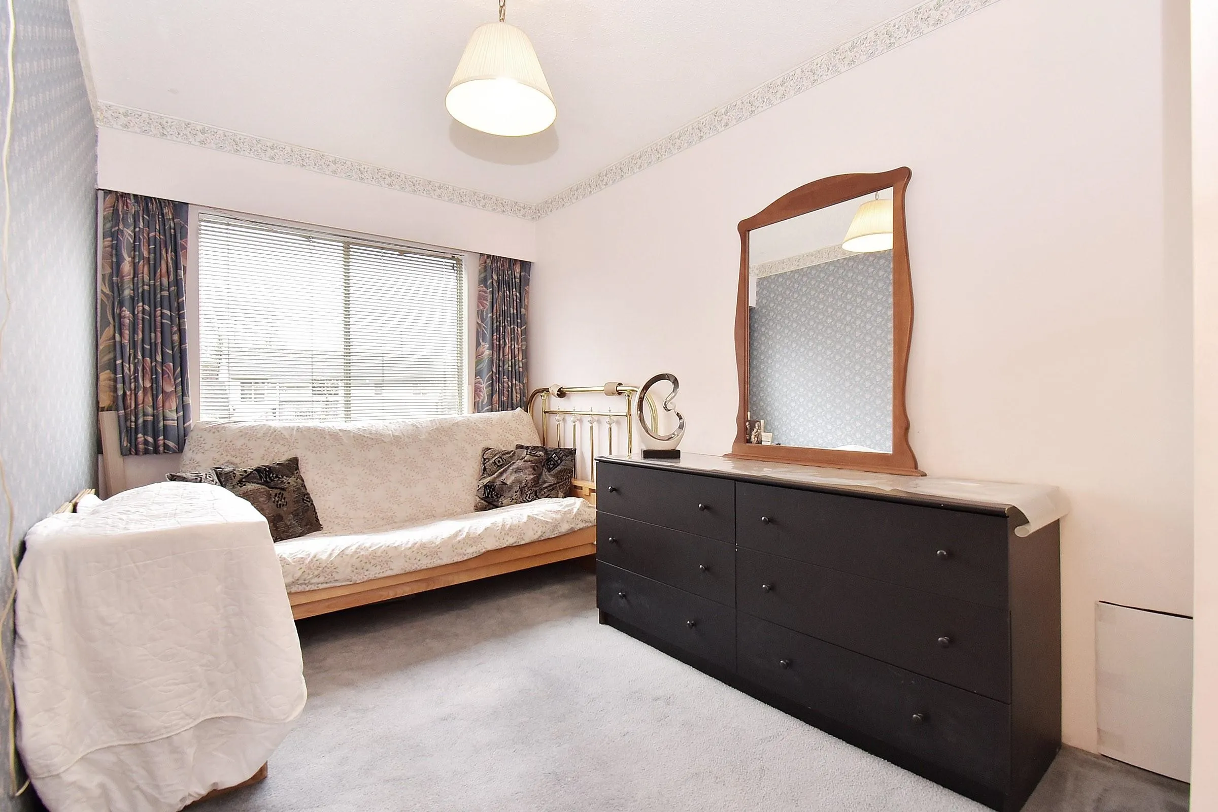 281C 8635 120 Street