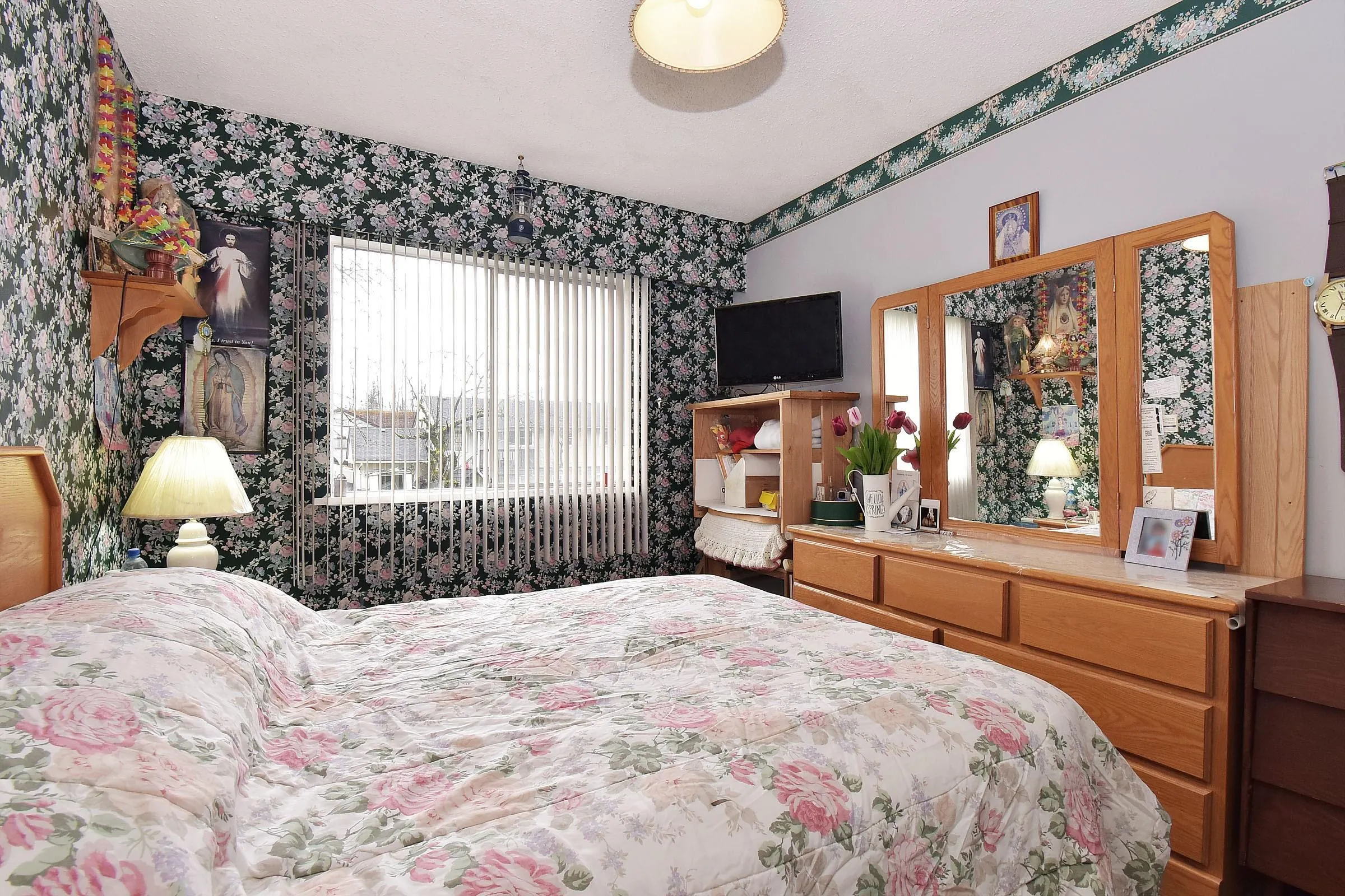 281C 8635 120 Street