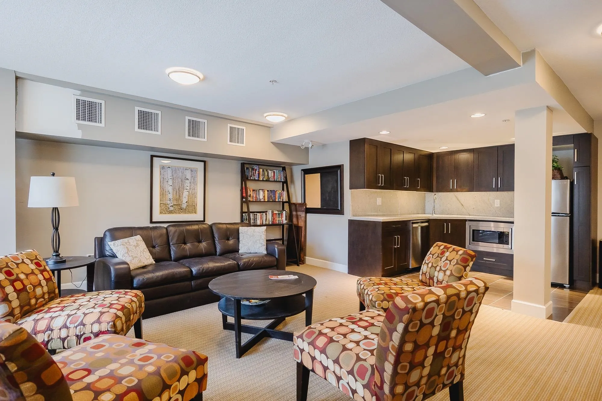 305 15357 Roper Avenue