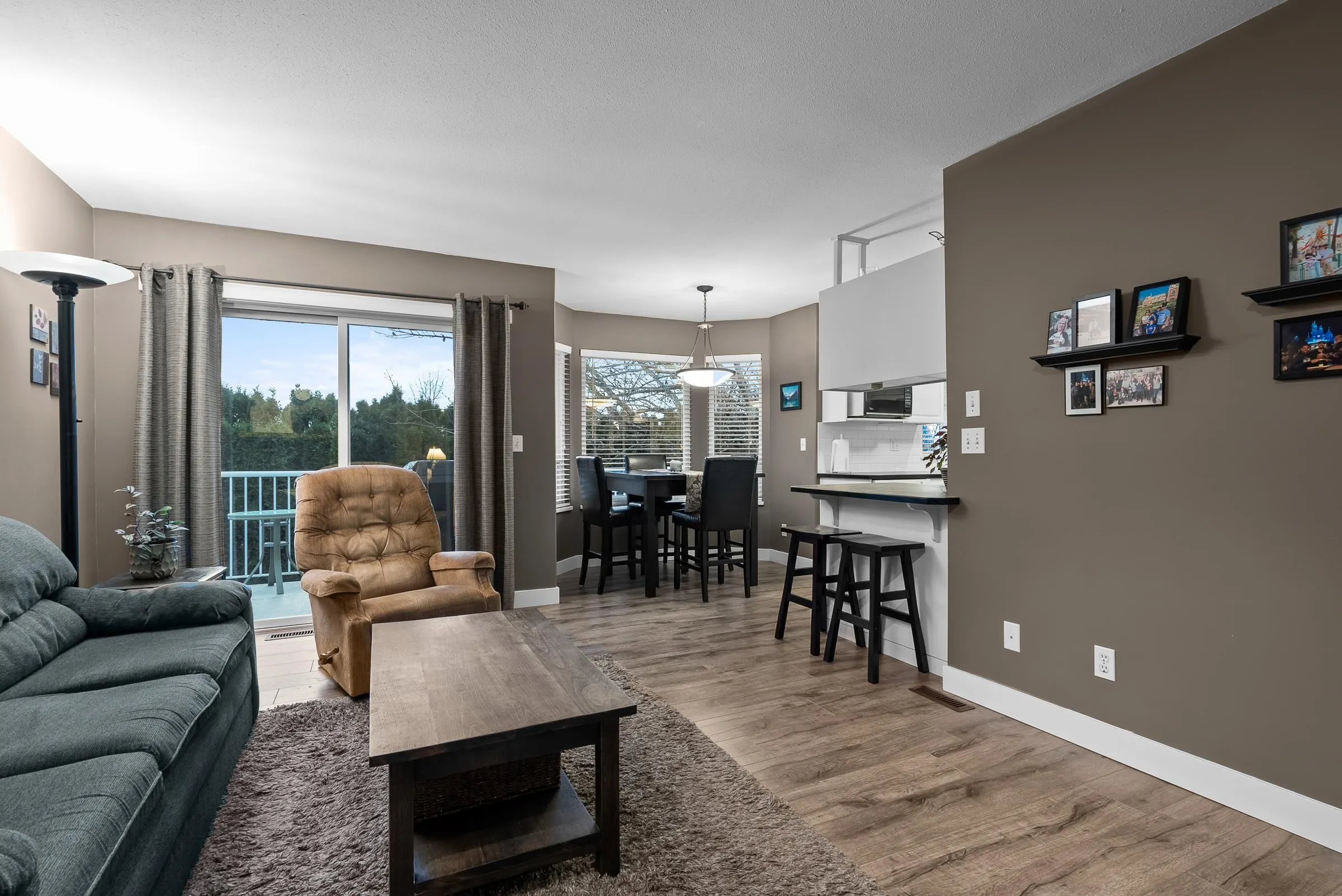 34946 Millar Crescent