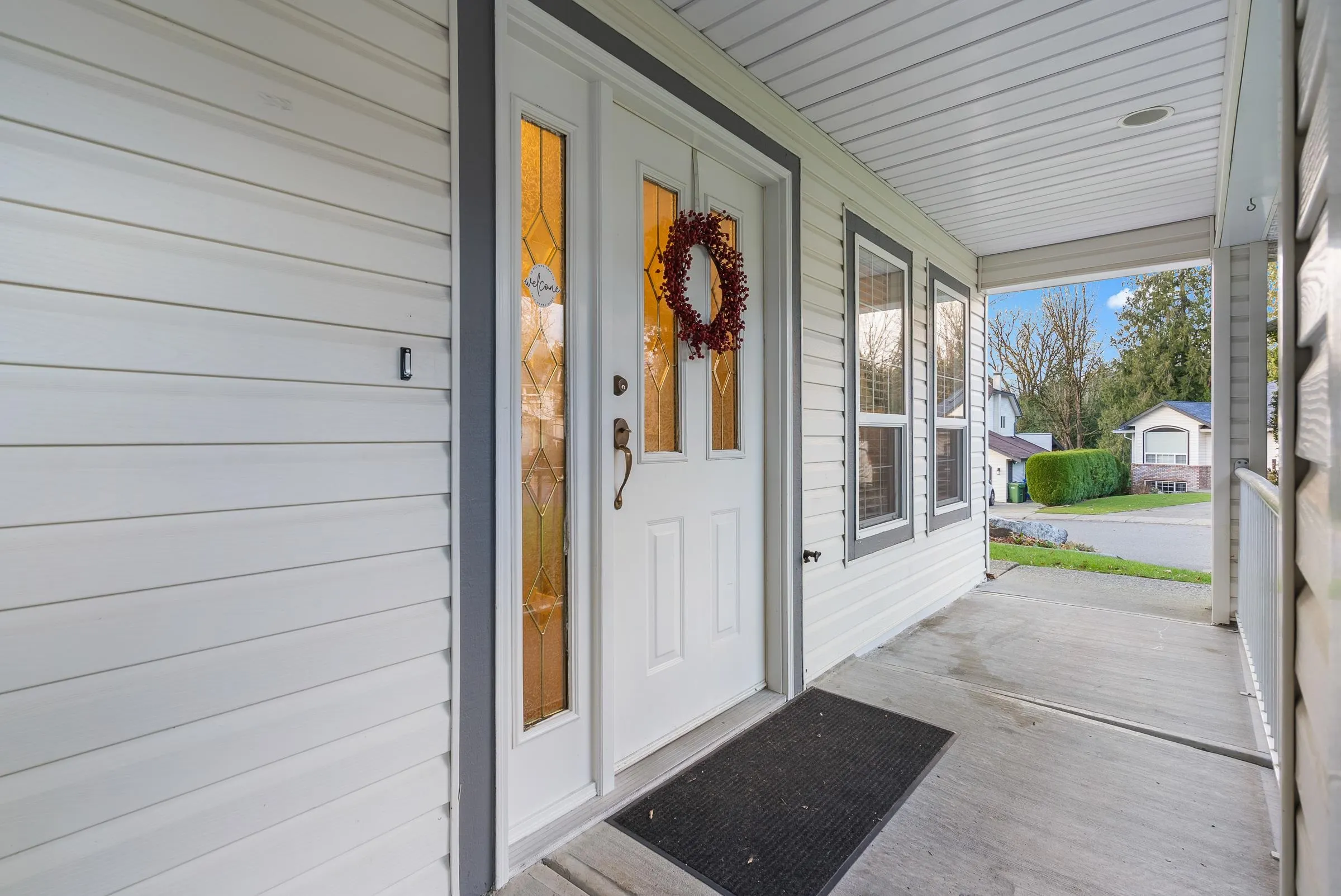 34946 Millar Crescent