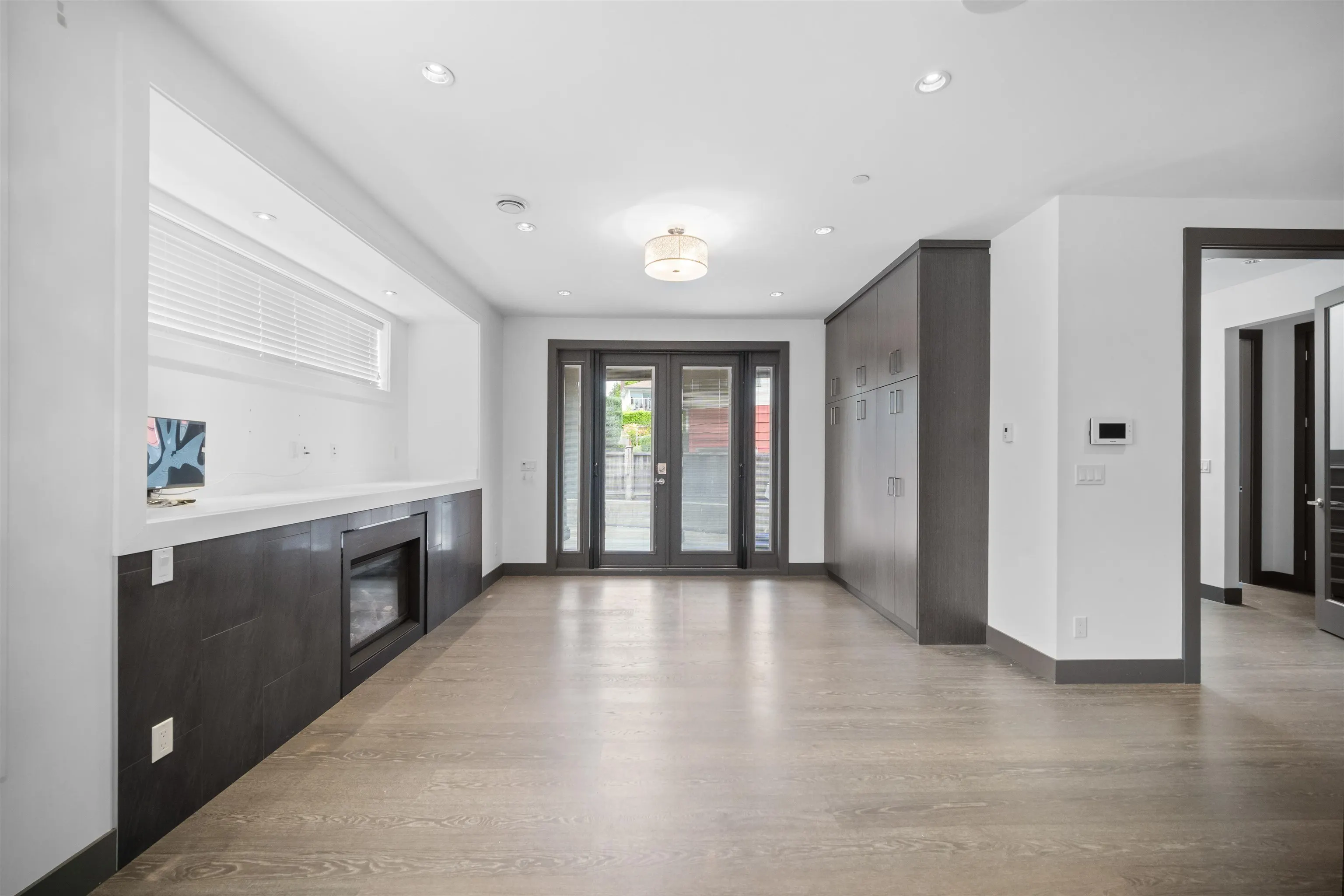 7493 Gatineau Place