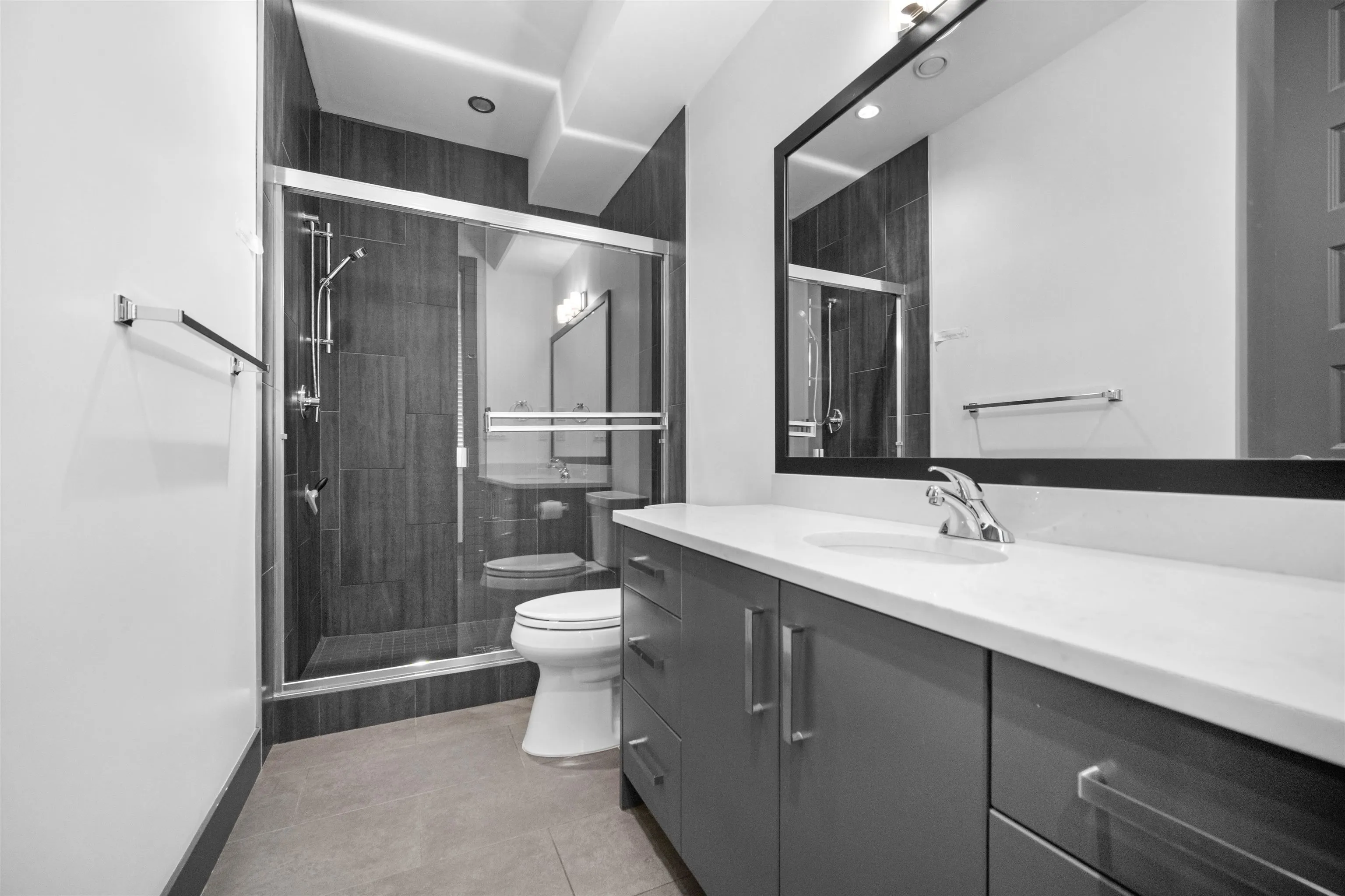 7493 Gatineau Place