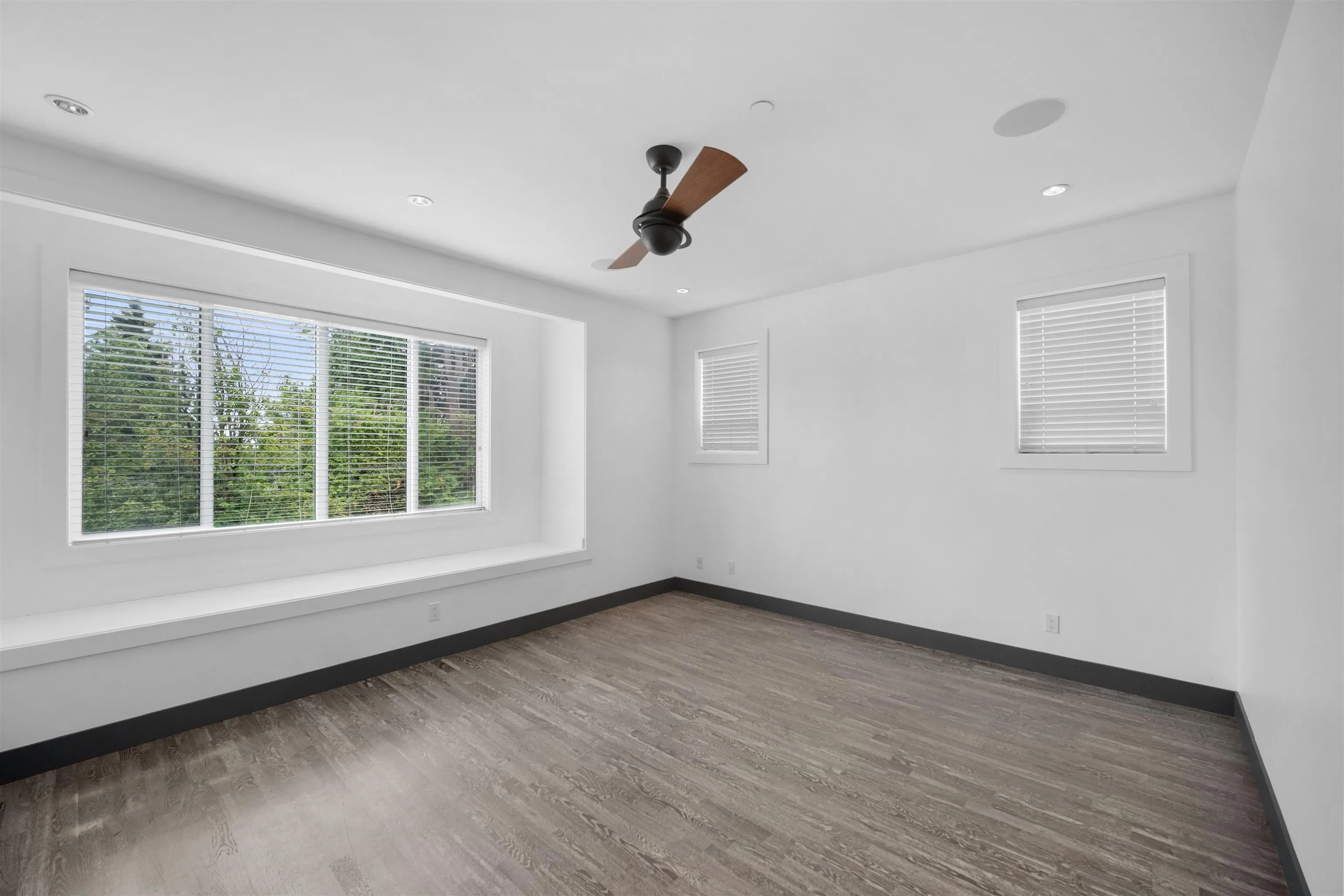 7493 Gatineau Place