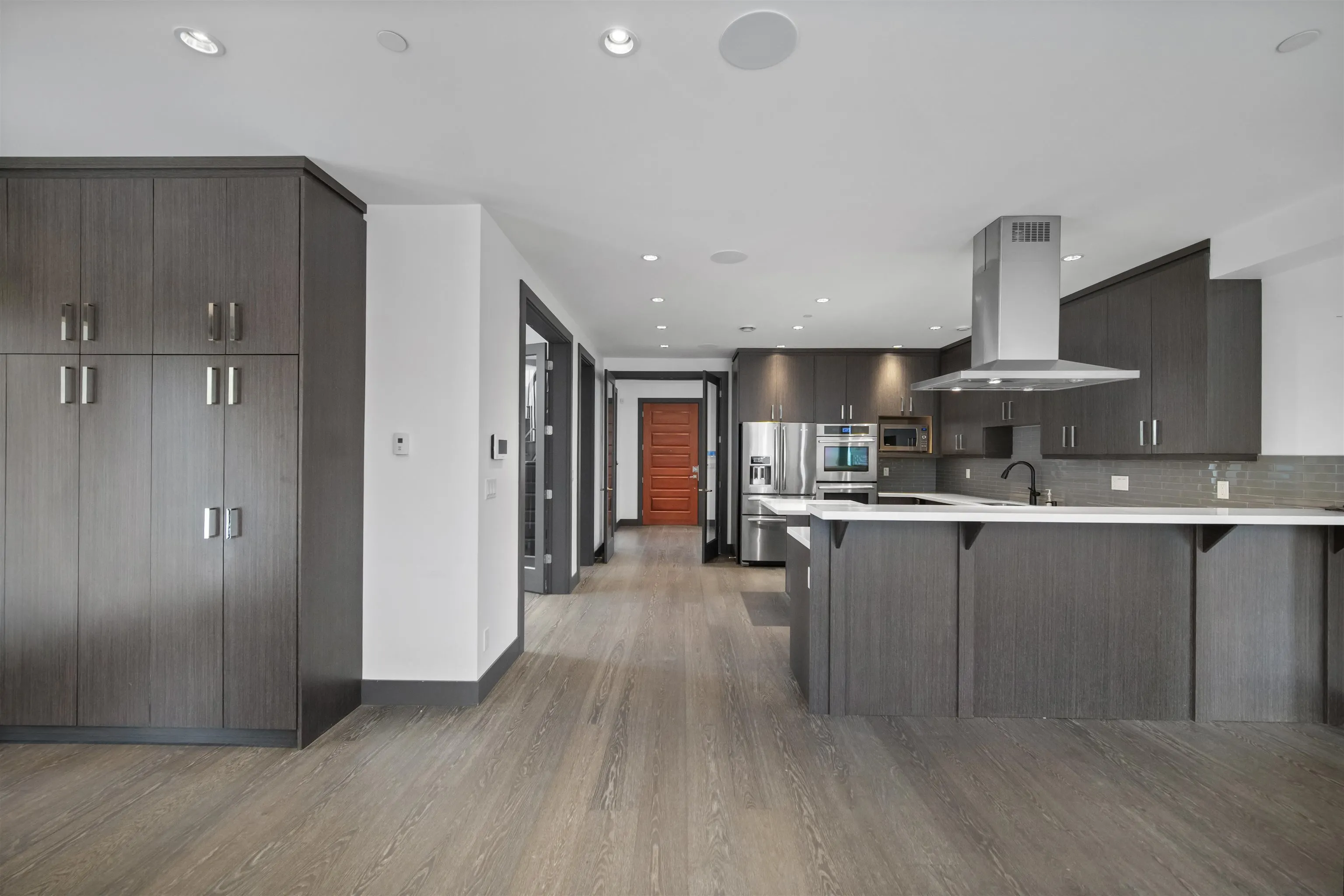 7493 Gatineau Place