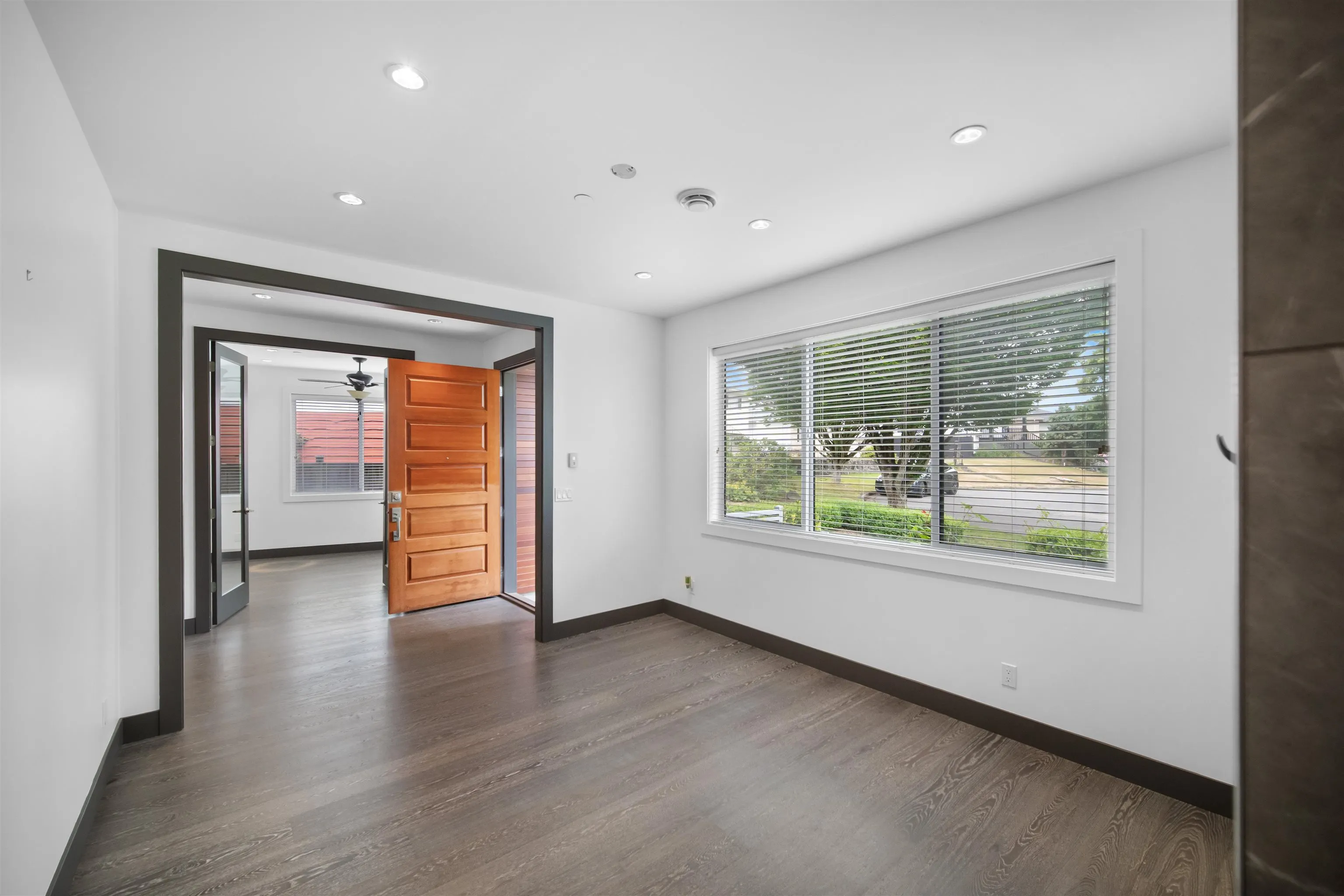 7493 Gatineau Place