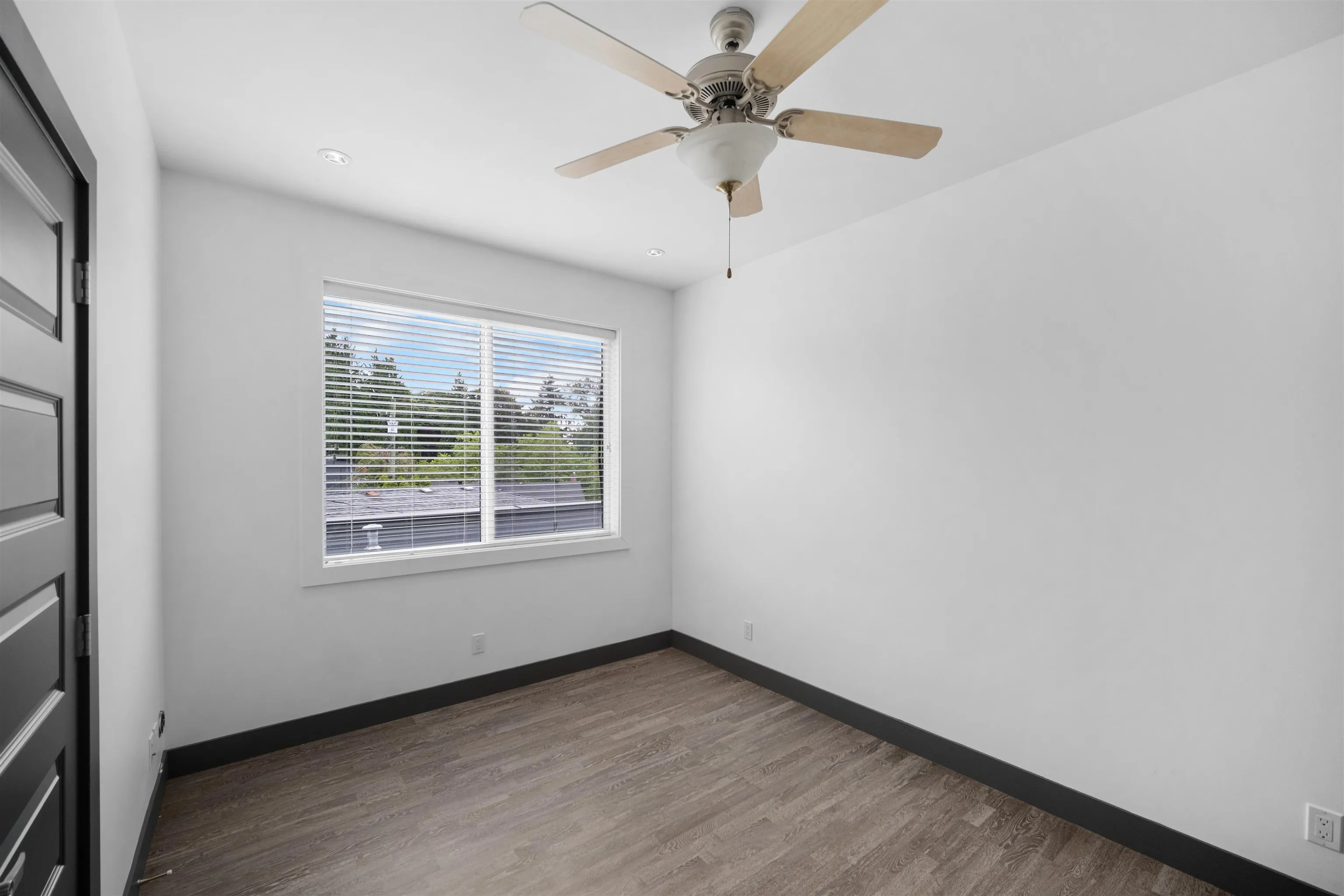 7493 Gatineau Place