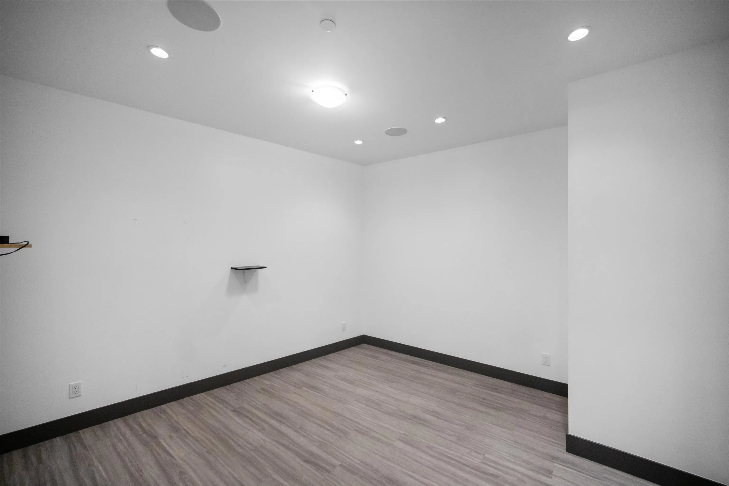 7493 Gatineau Place