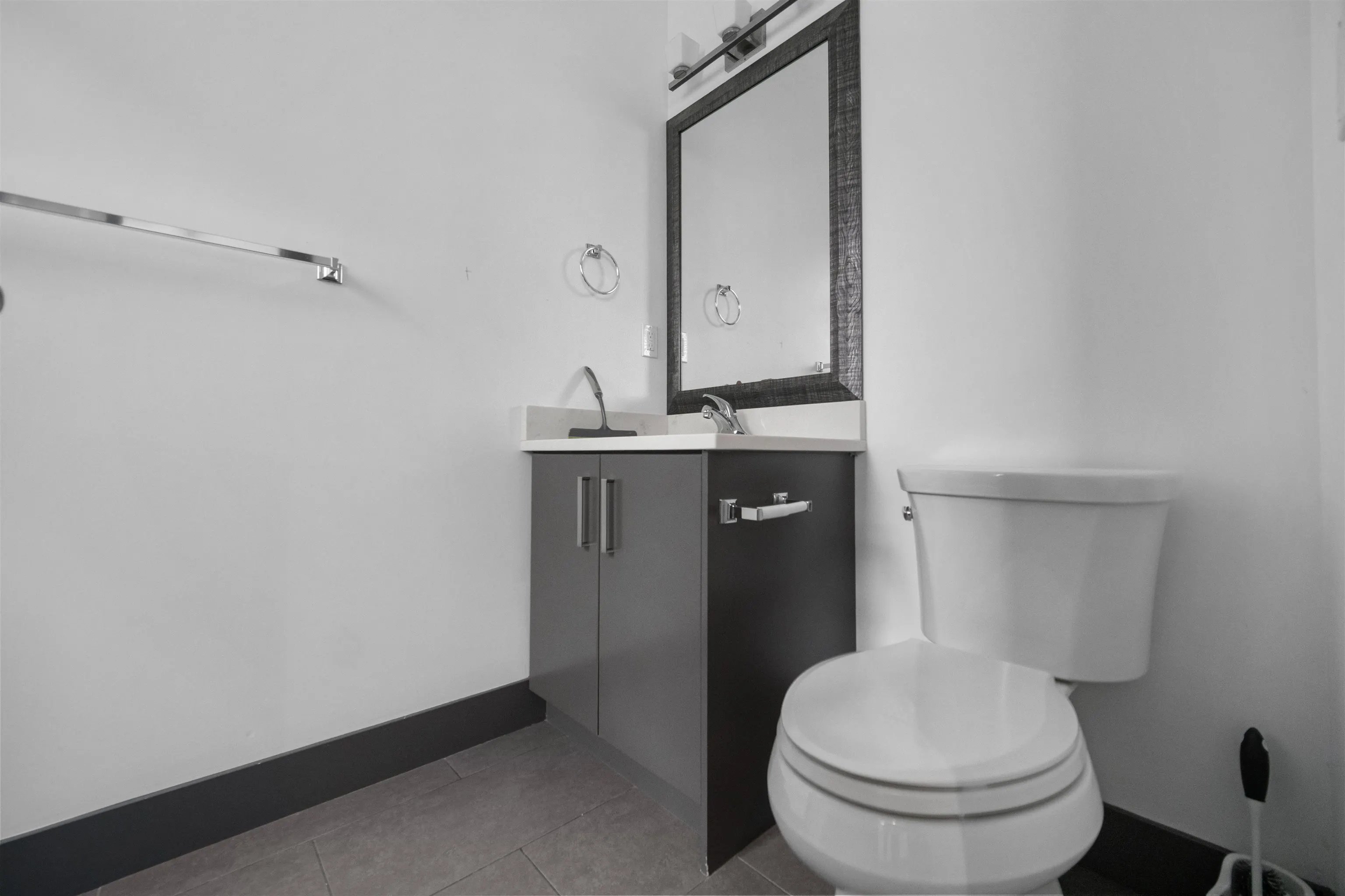 7493 Gatineau Place