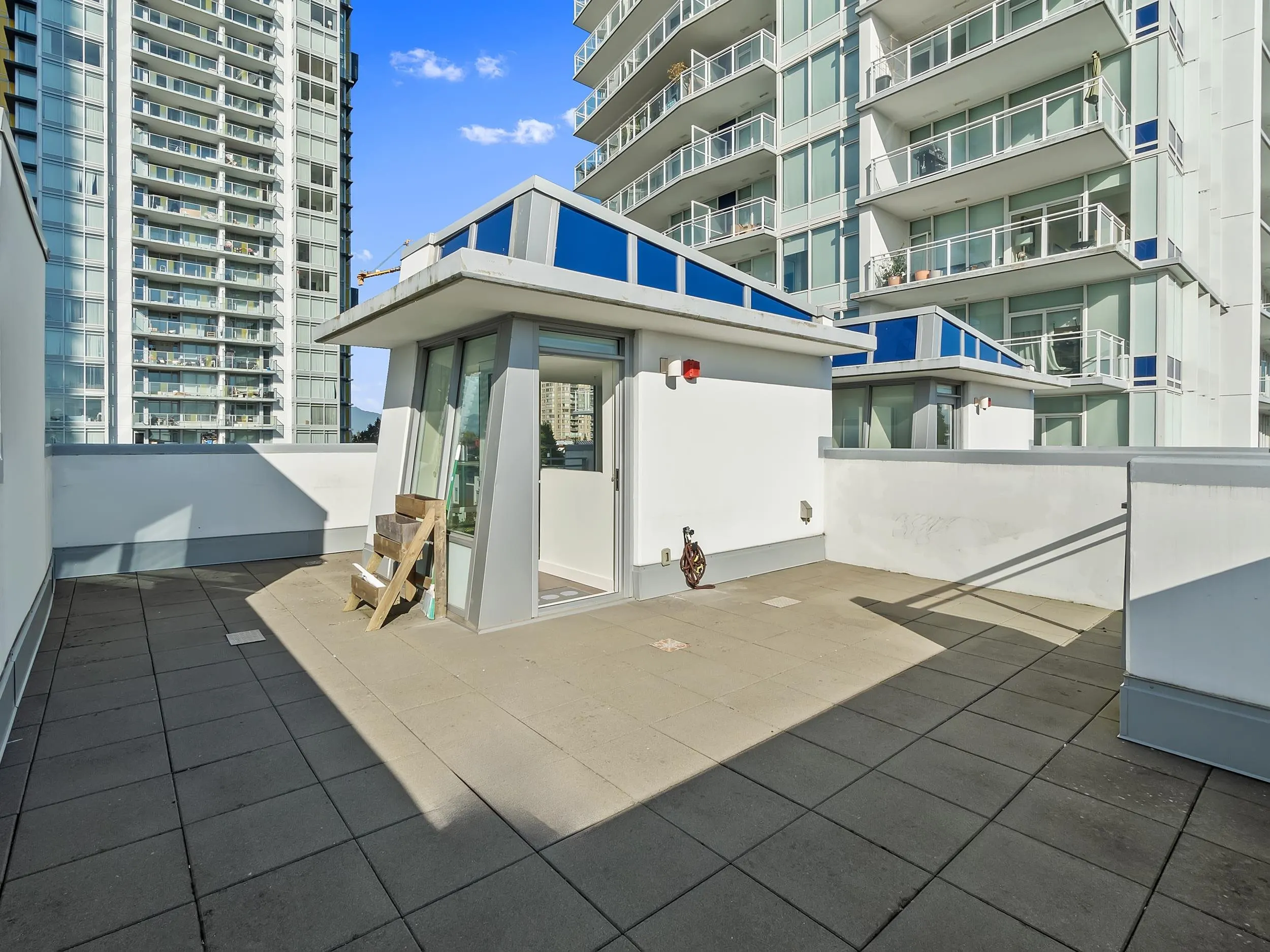 CH3 5051 Imperial Street