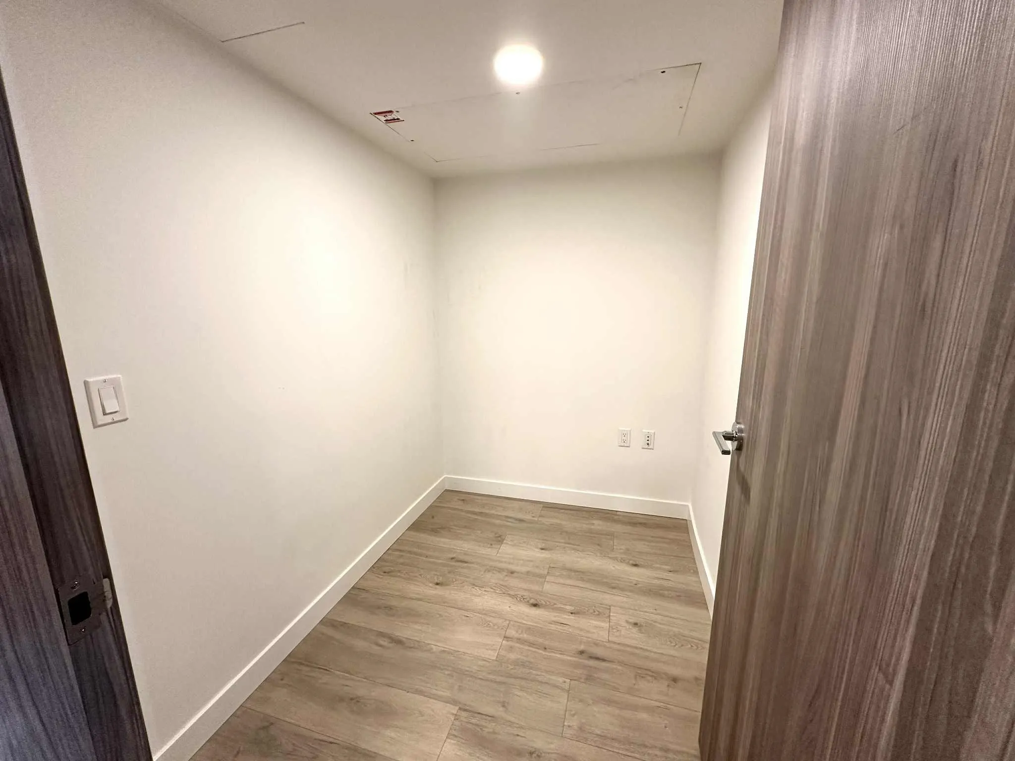 911 455 SW Marine Drive