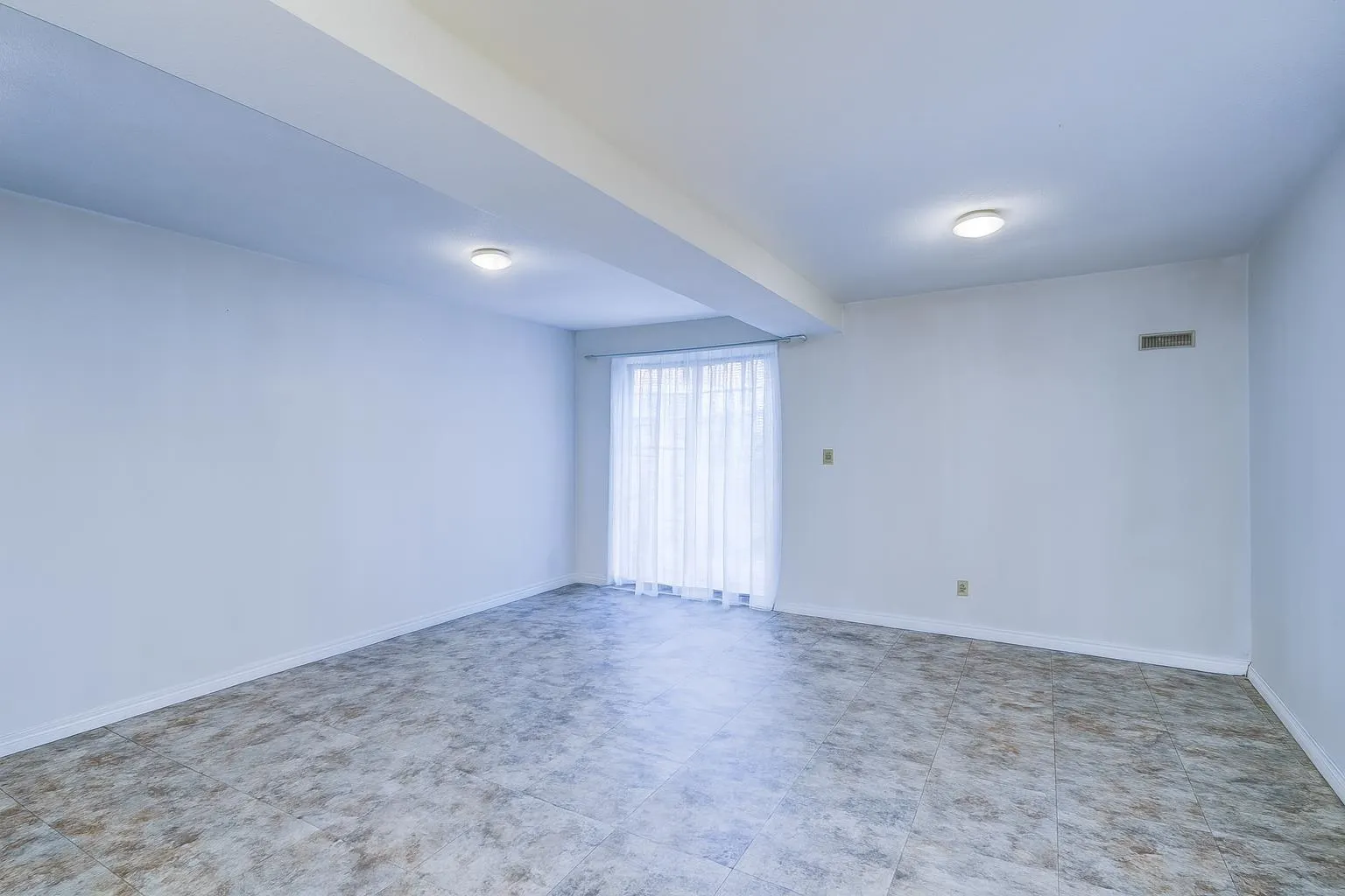 200 10077 156 Street