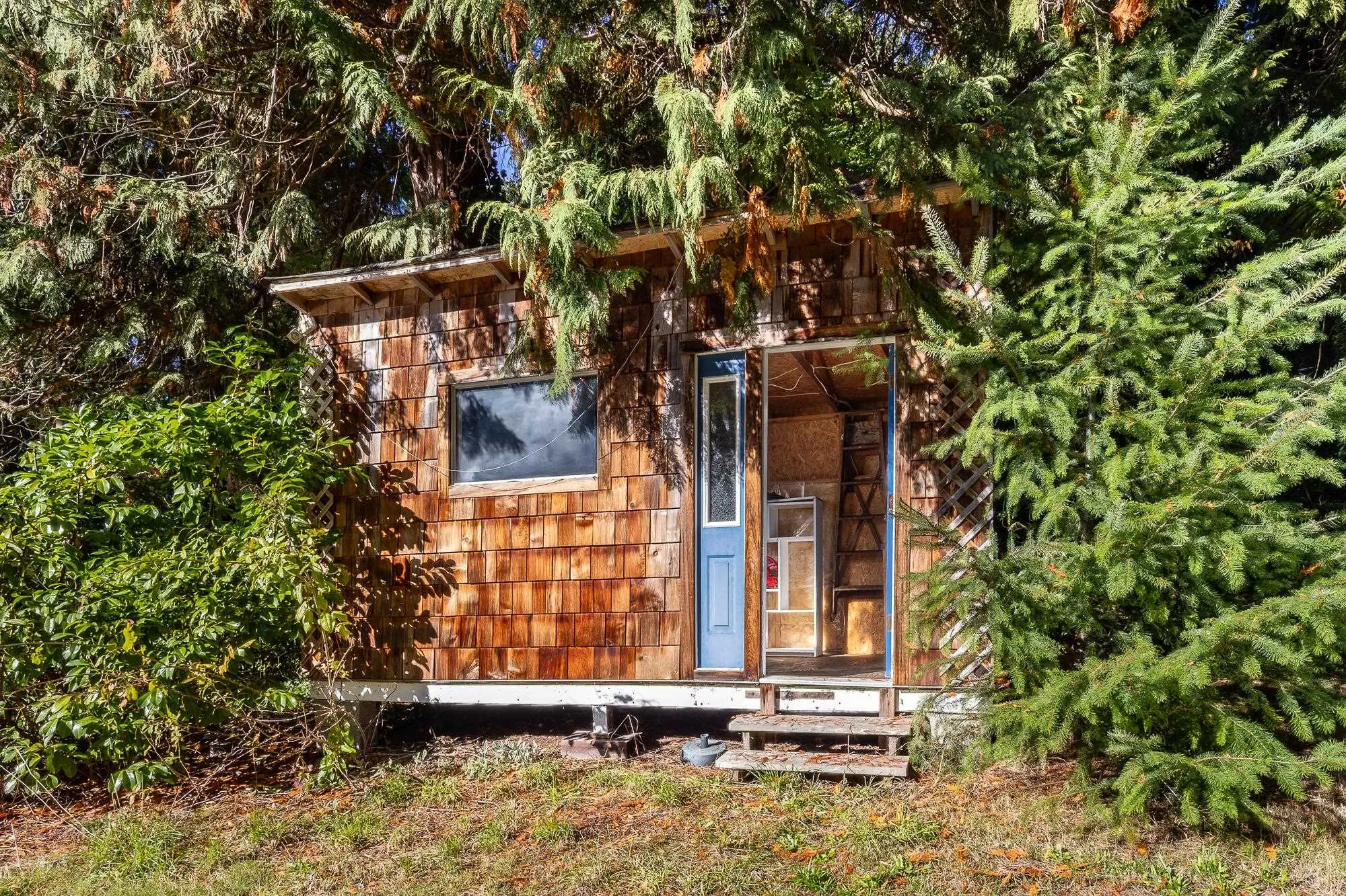5069 Sunshine Coast Highway