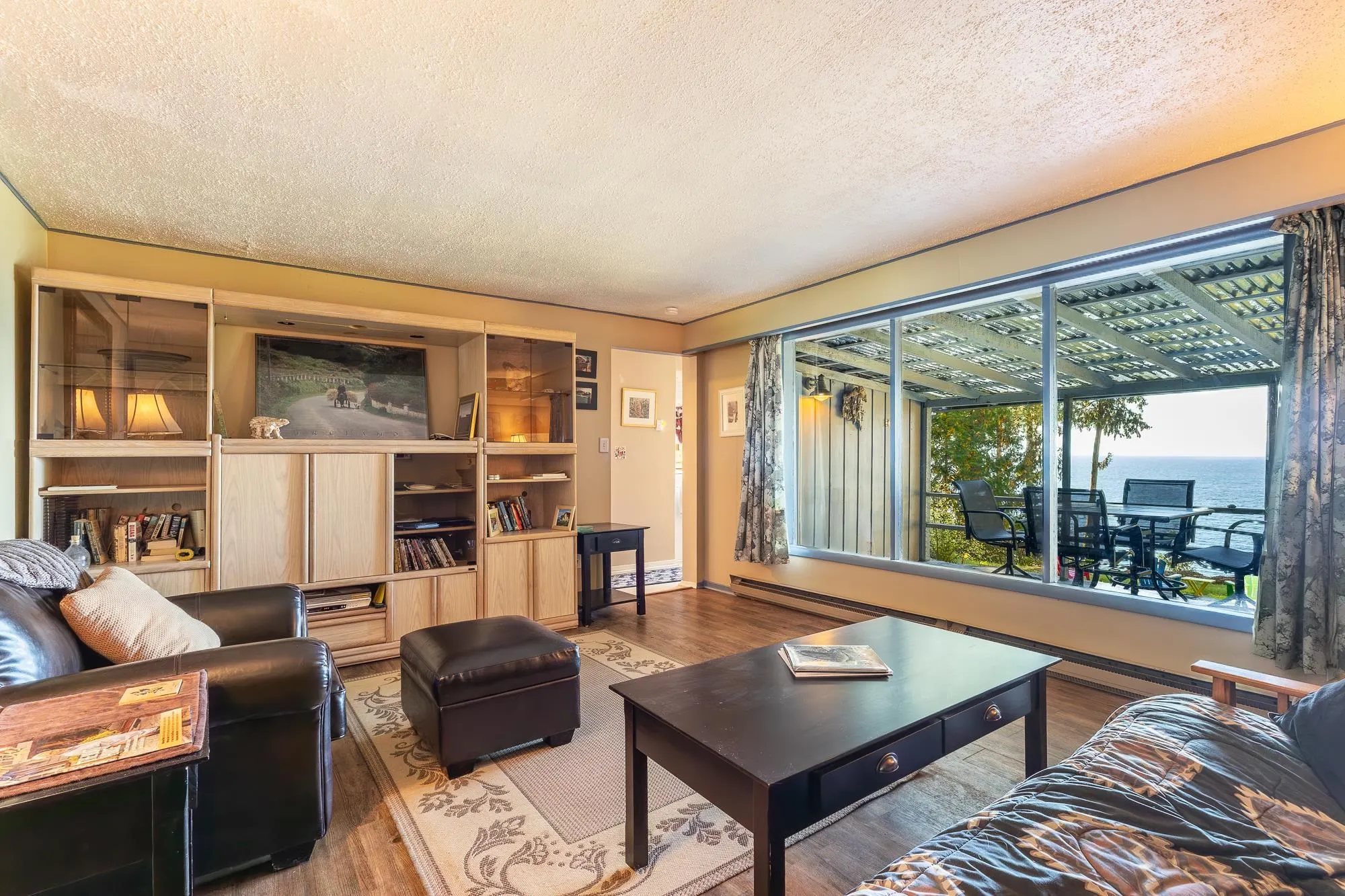 5069 Sunshine Coast Highway