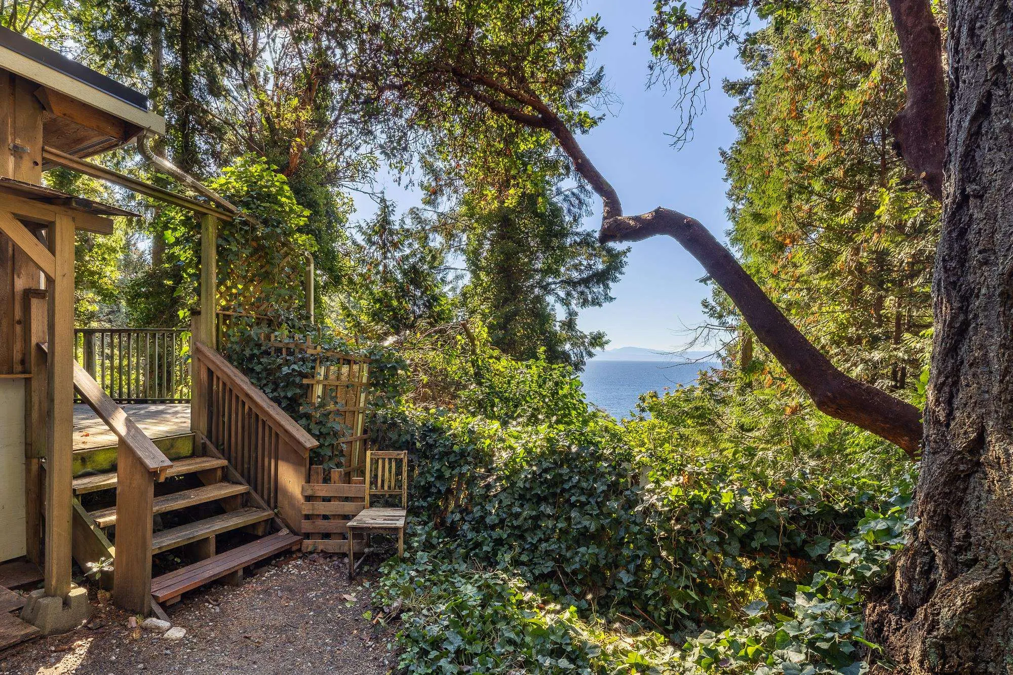 5069 Sunshine Coast Highway