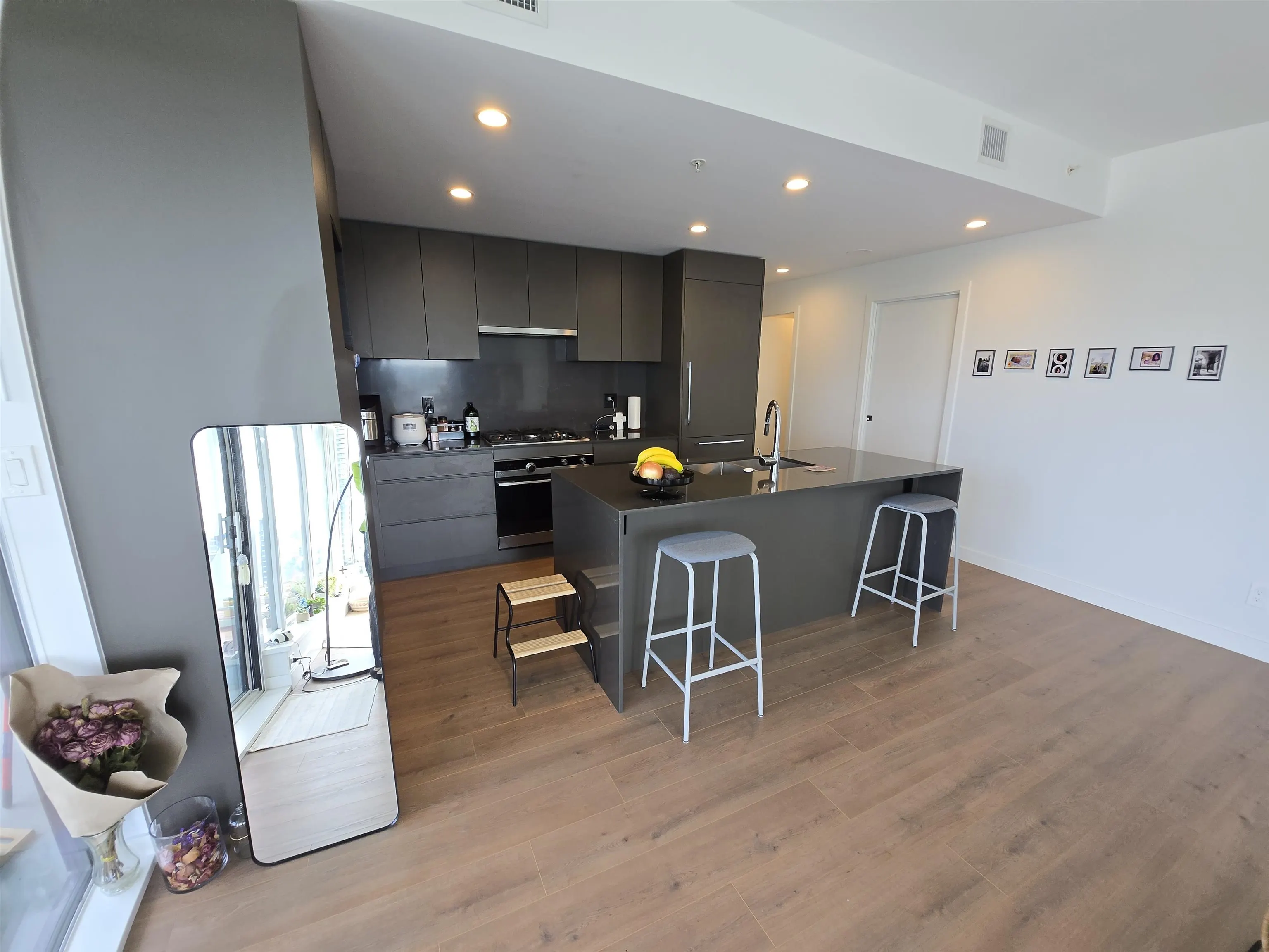 1404 2181 Madison Avenue
