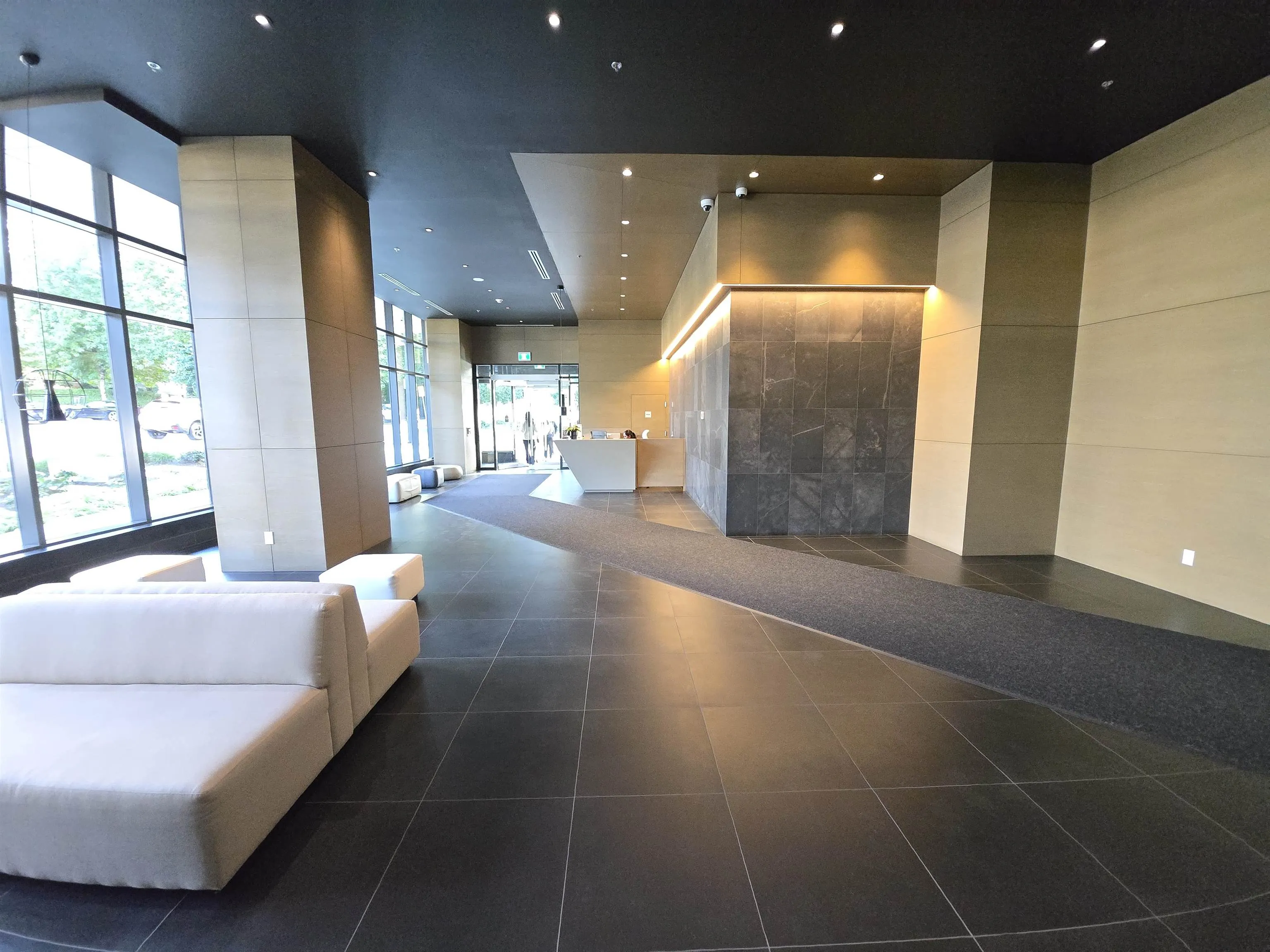 1404 2181 Madison Avenue