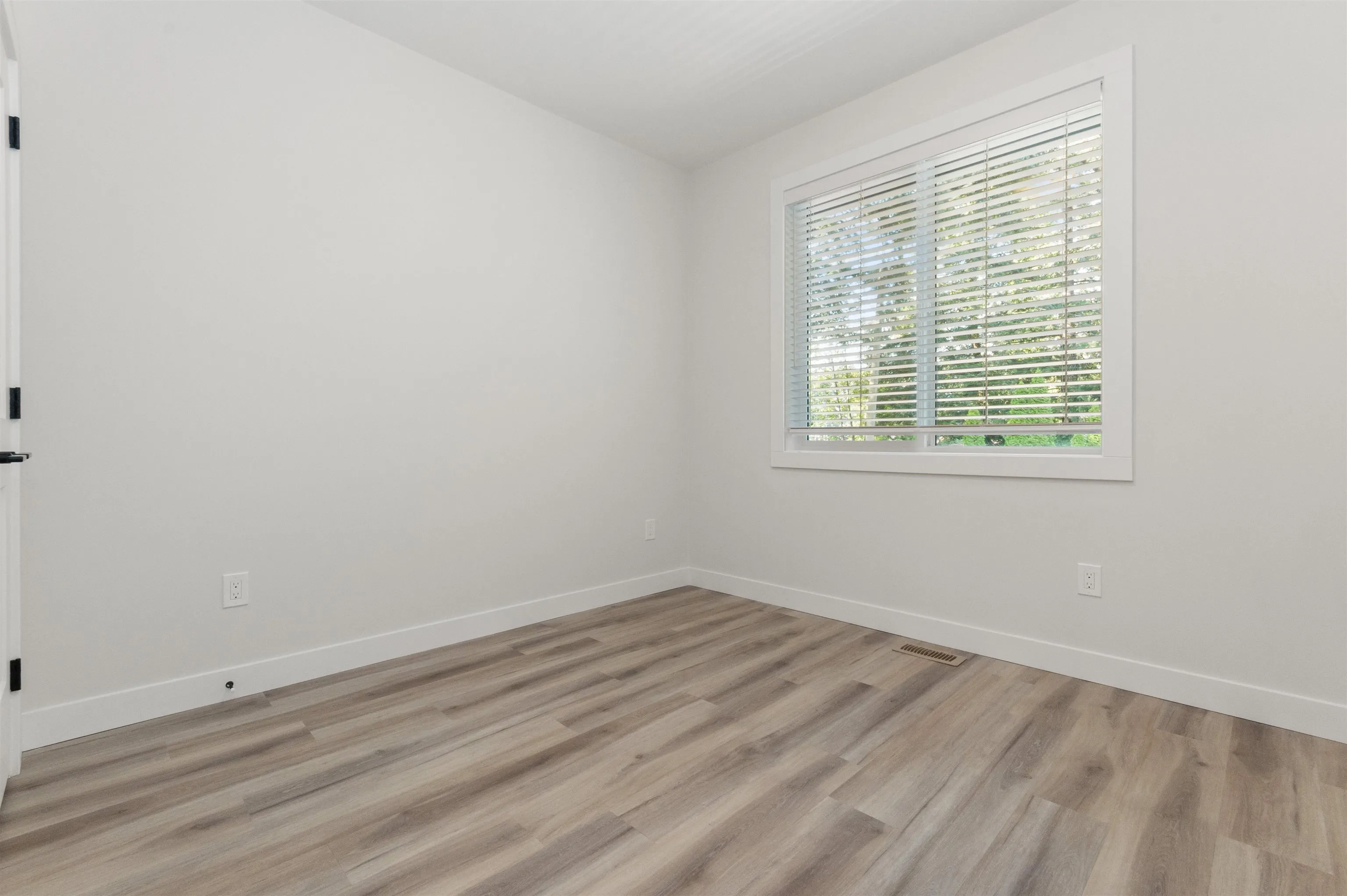65897 Kawkawa Lake Road