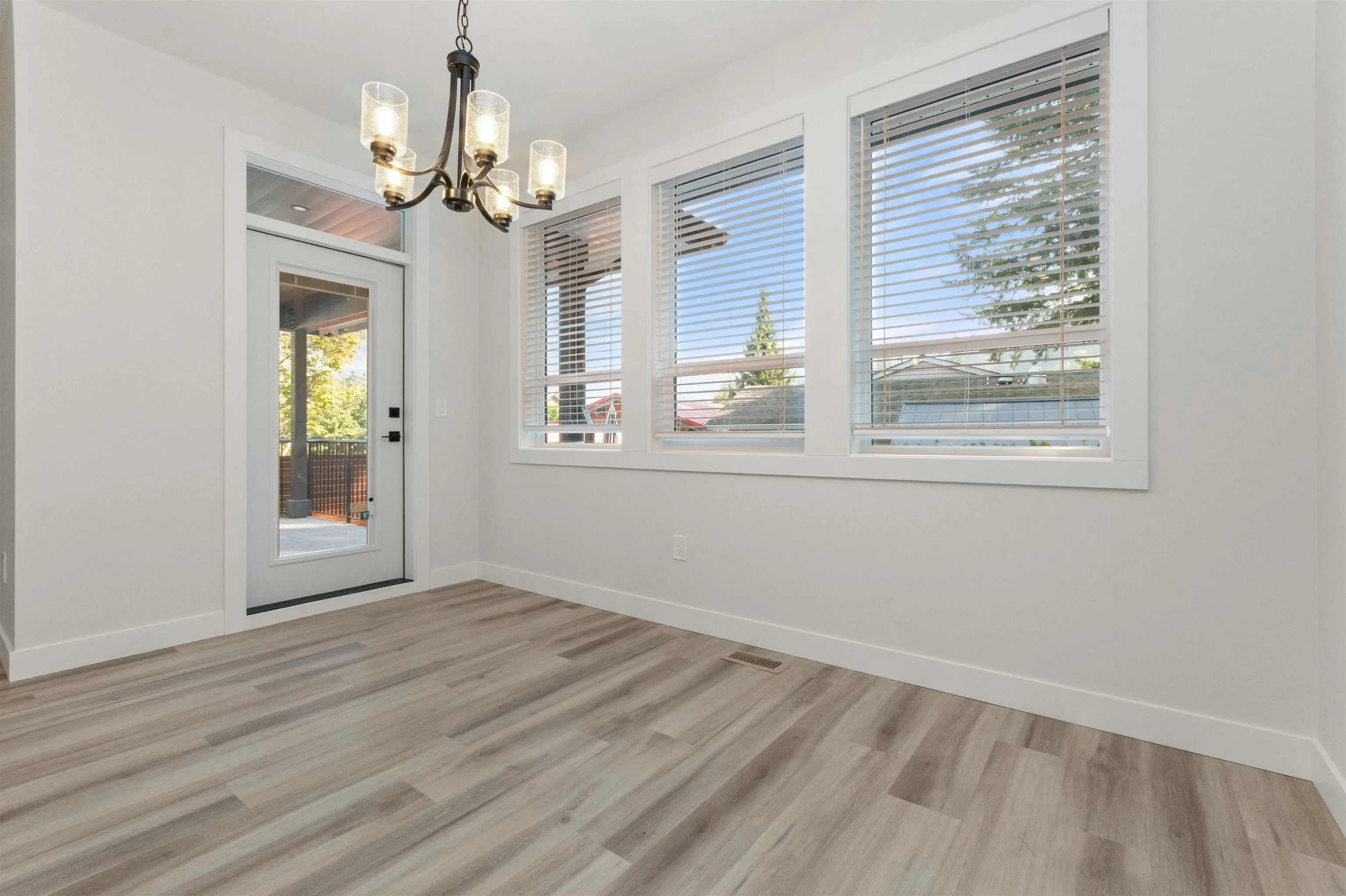 65897 Kawkawa Lake Road