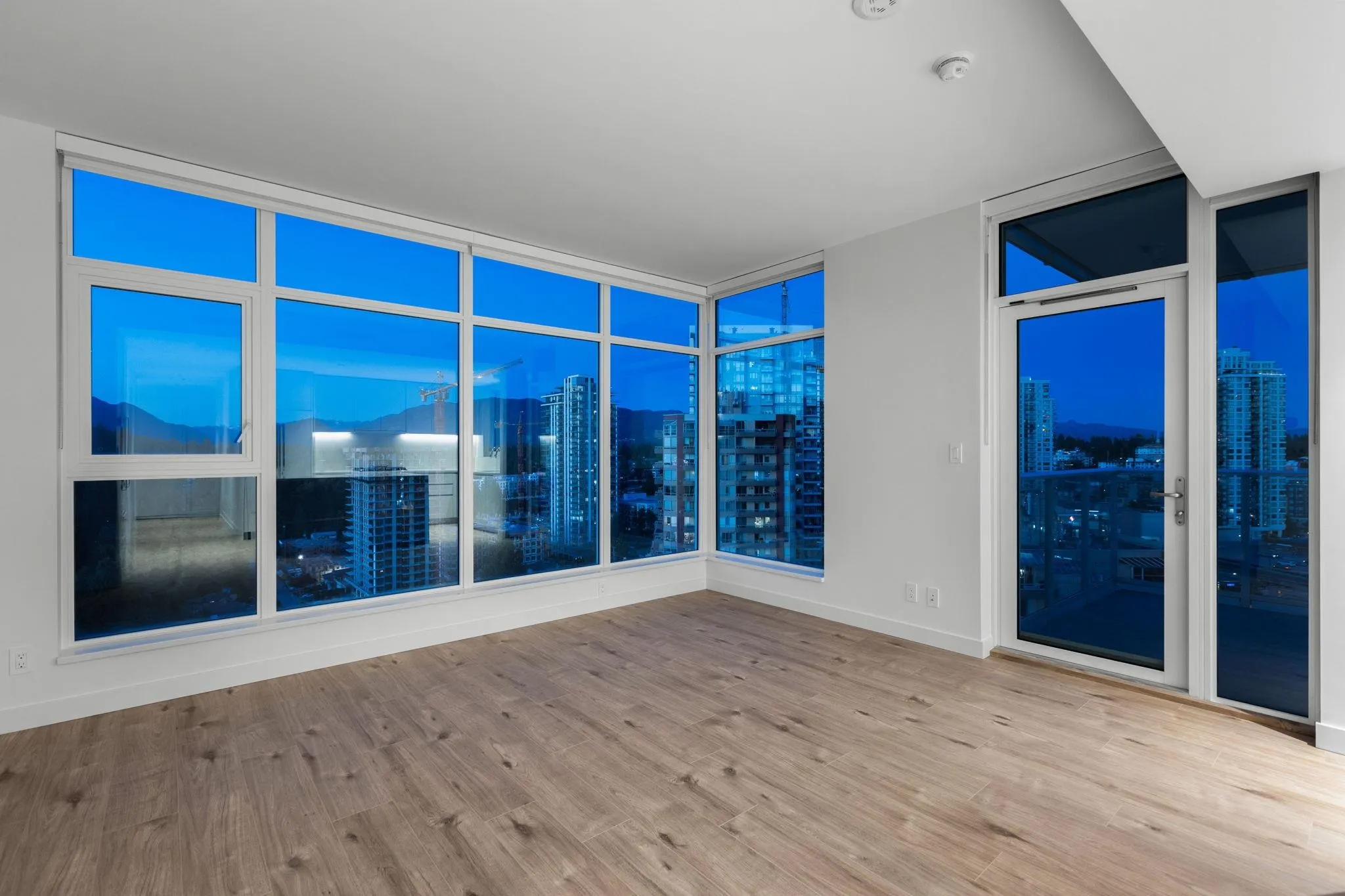 1502 720 Farrow Street